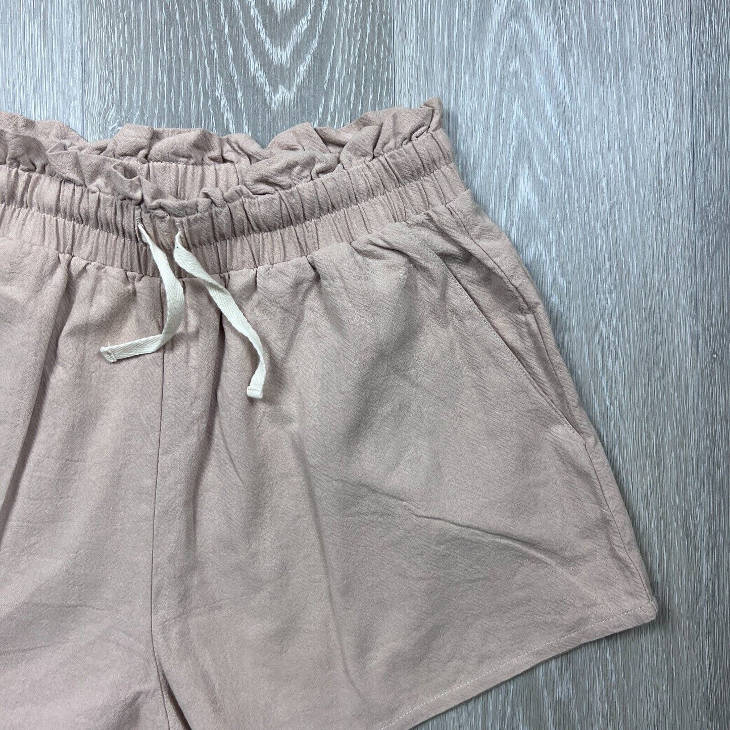 Nunui Womens Beige Casual Short Size 10