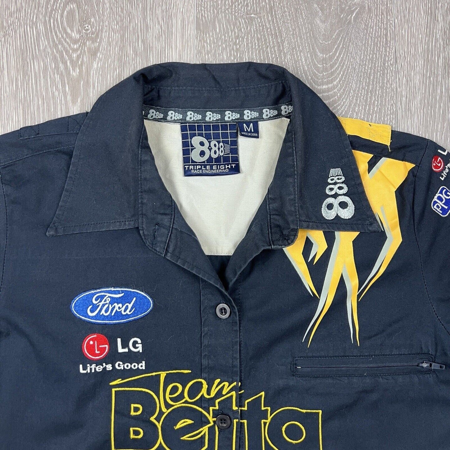Triple Eight Team Betta Electrical Ford Womens Button Up Shirt Size M