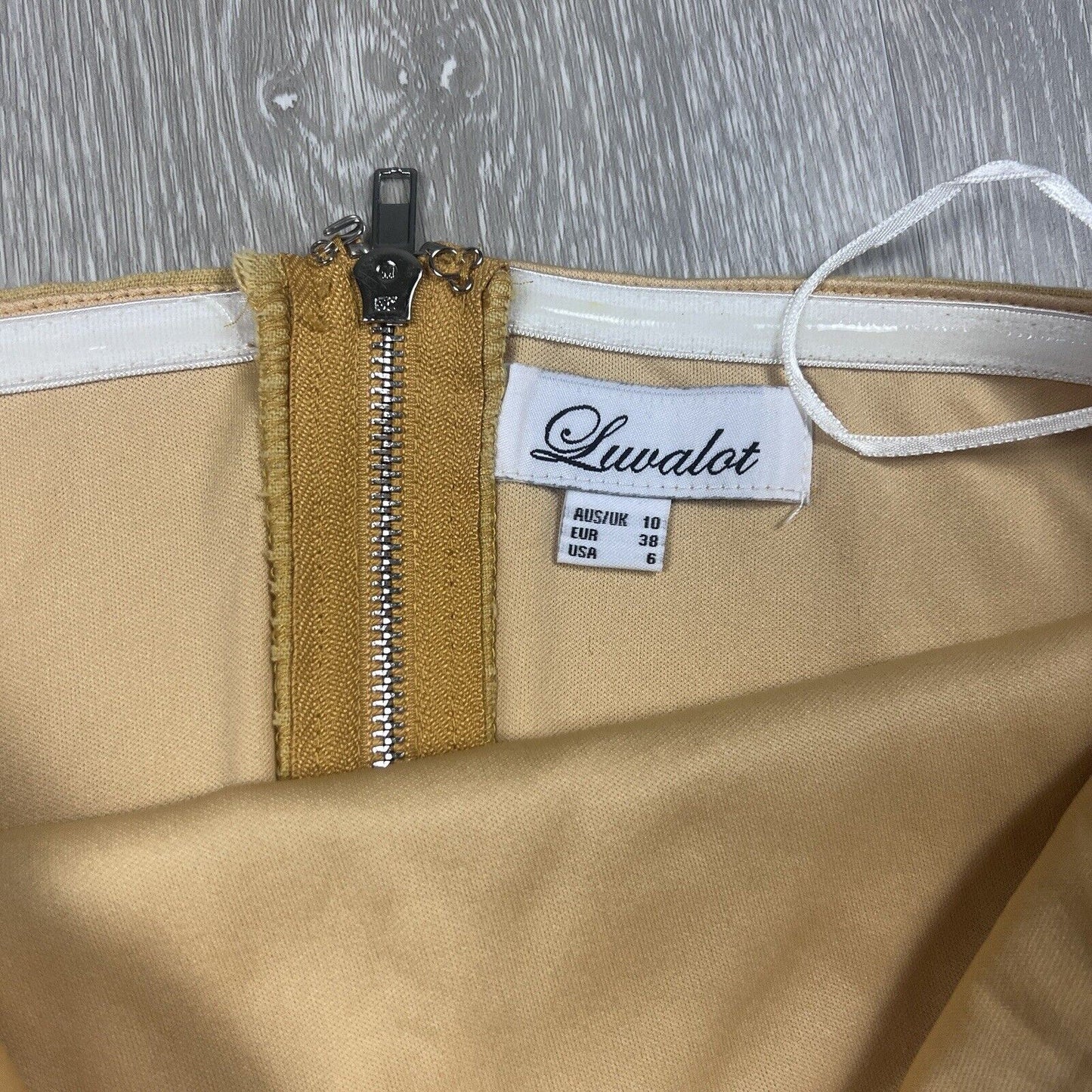 Luvalot Womens Strapless Front Tie Yellow Top Size 10