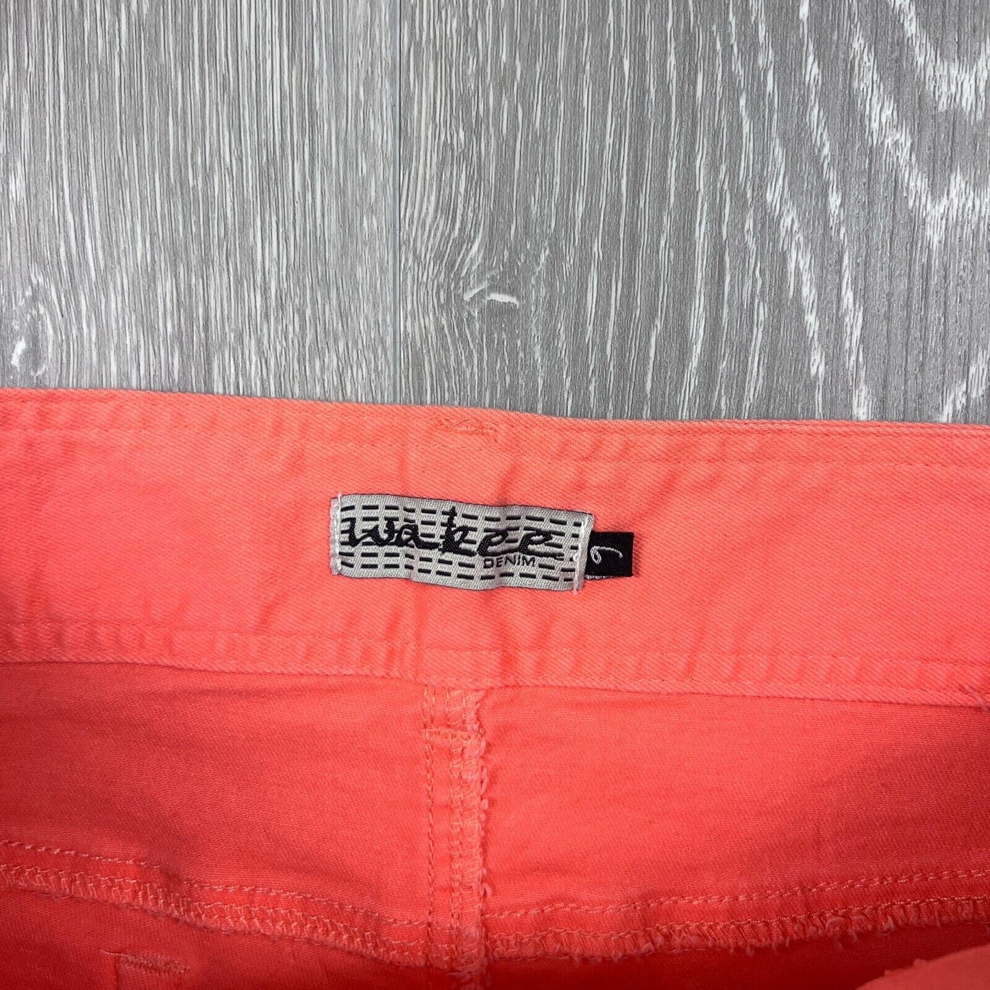 Wakee Womens Orange Denim Shorts Size 6