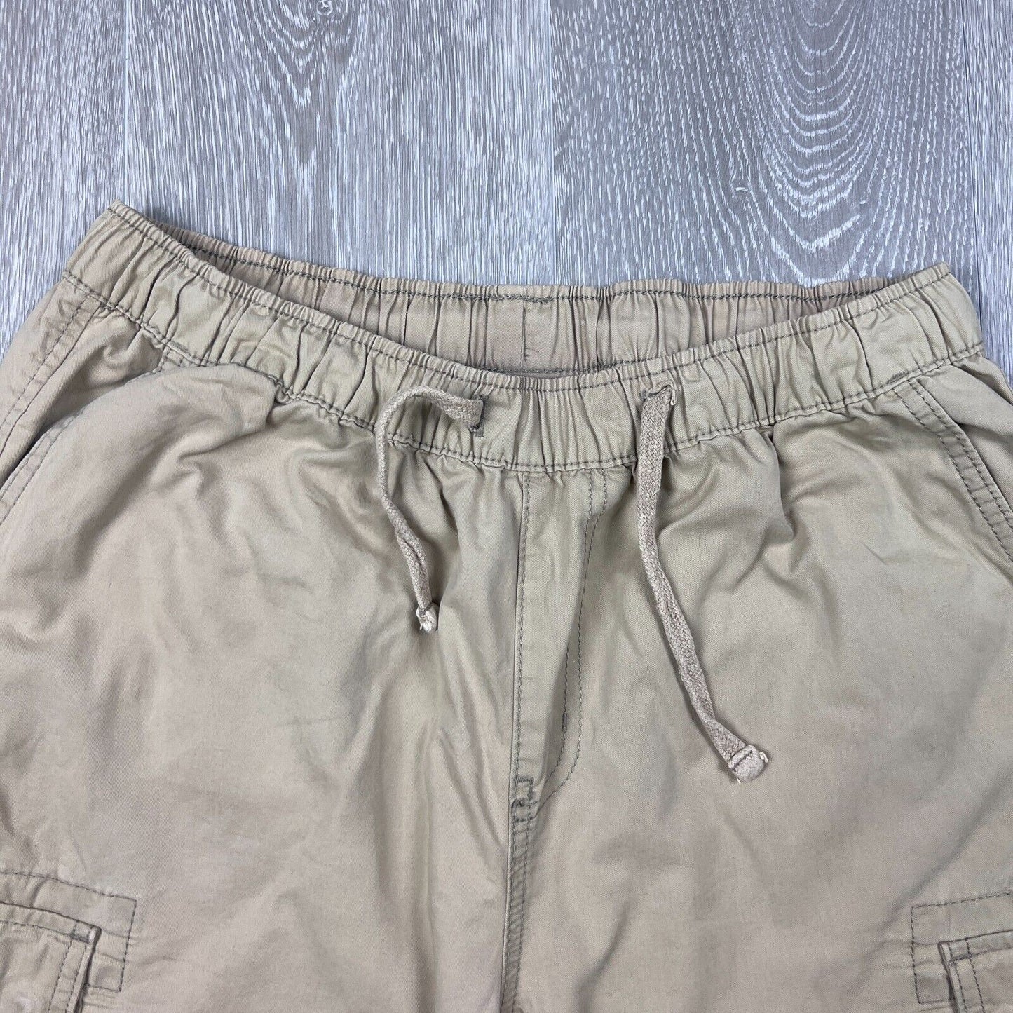 Emerson Mens Beige Cargo Shorts Size Medium
