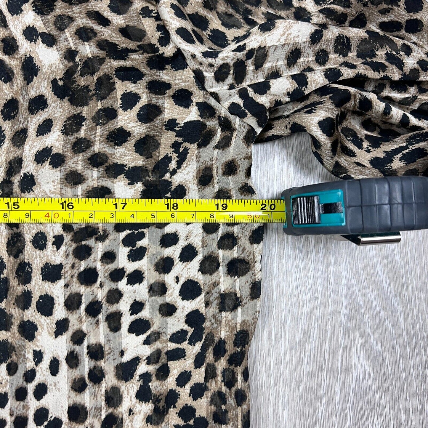 H&M Womens Long Sleeve Animal Top Blouse Size XS