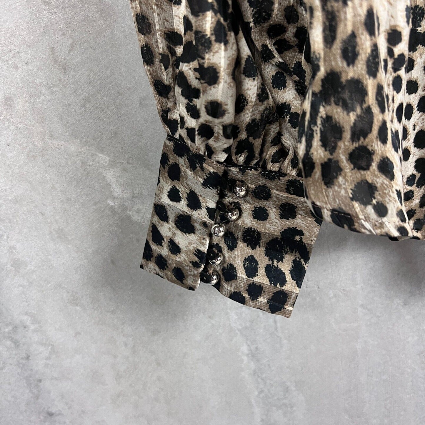 H&M Womens Long Sleeve Animal Top Blouse Size XS
