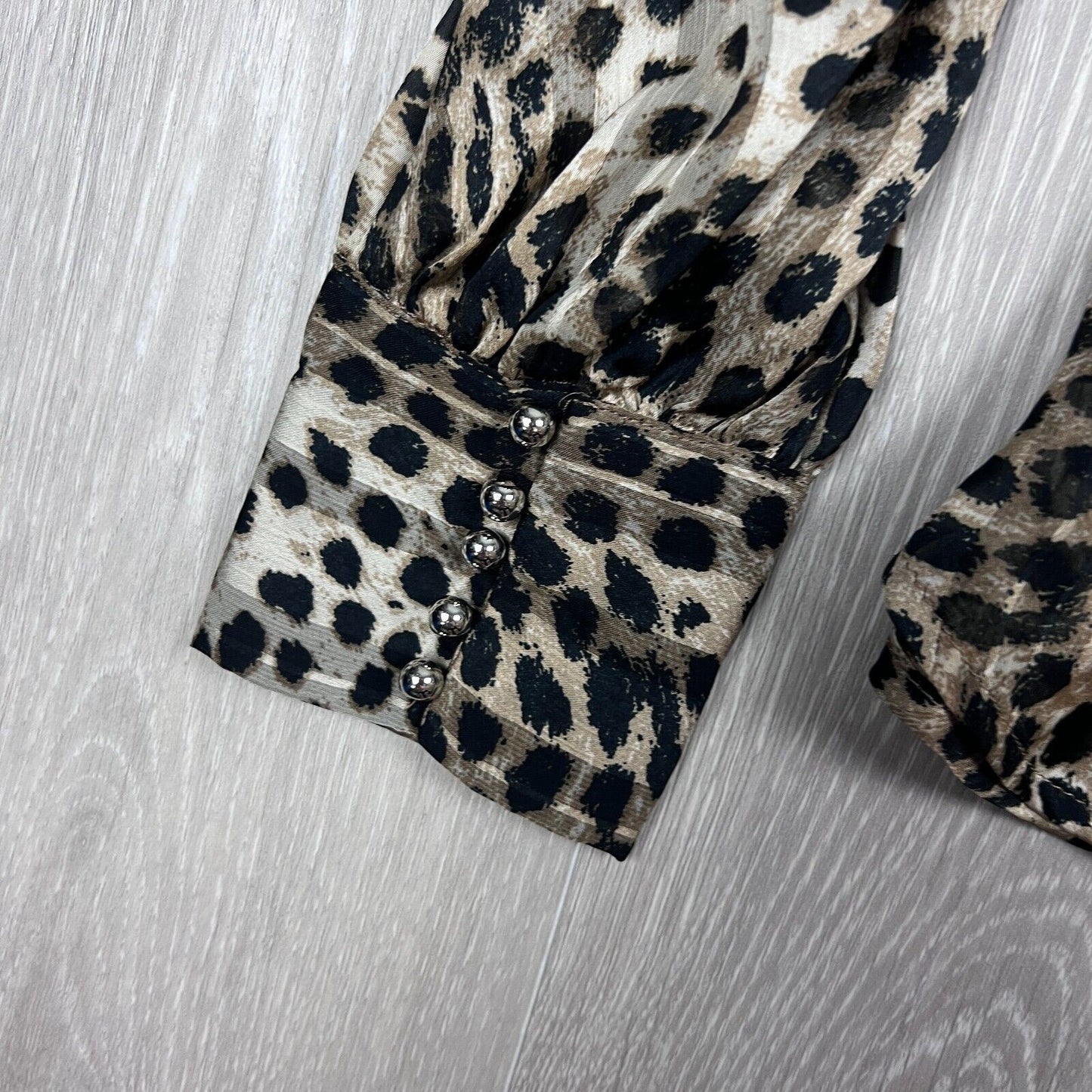 H&M Womens Long Sleeve Animal Top Blouse Size XS