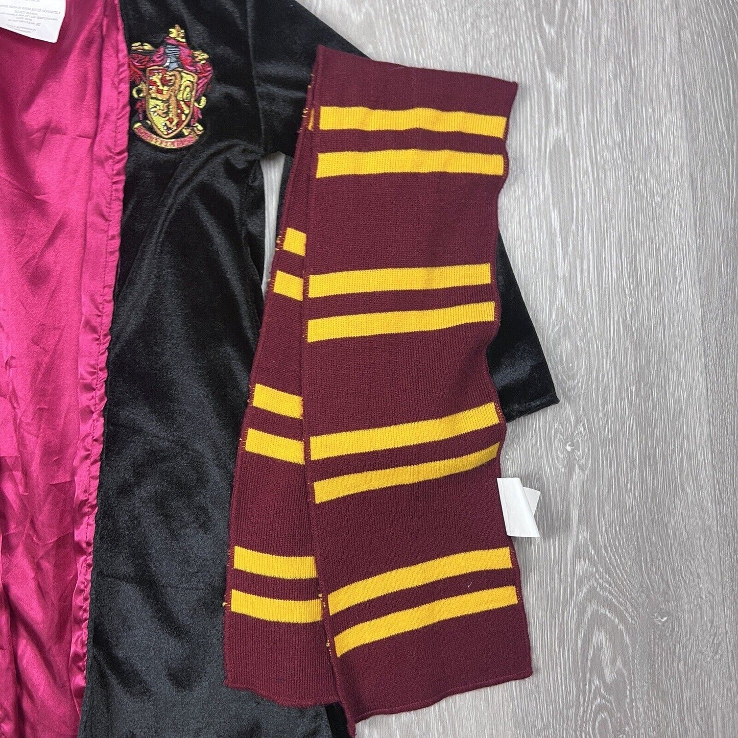 Harry Potter Gryffindor Kids Wizard Costume Size 5 years +