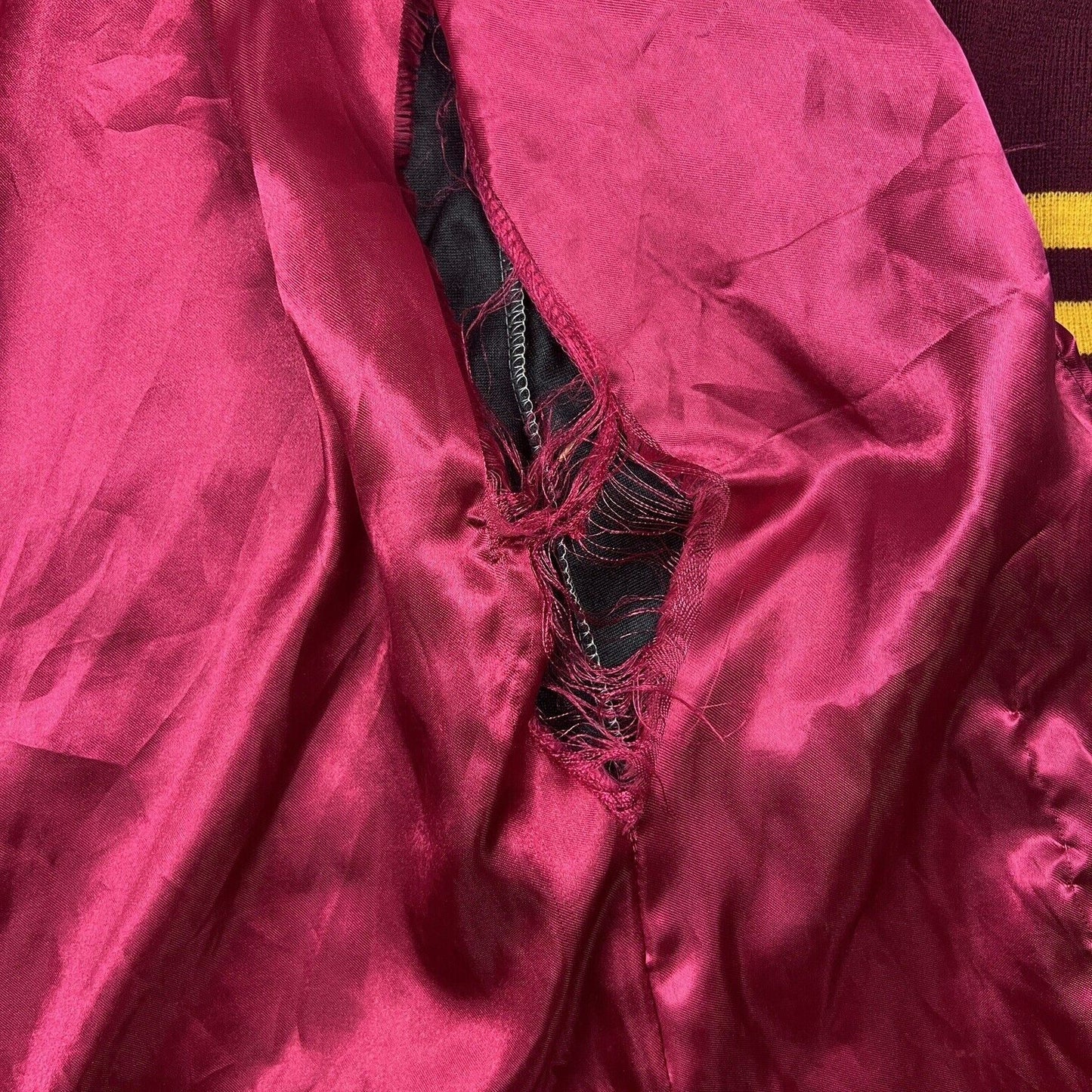 Harry Potter Gryffindor Kids Wizard Costume Size 5 years +