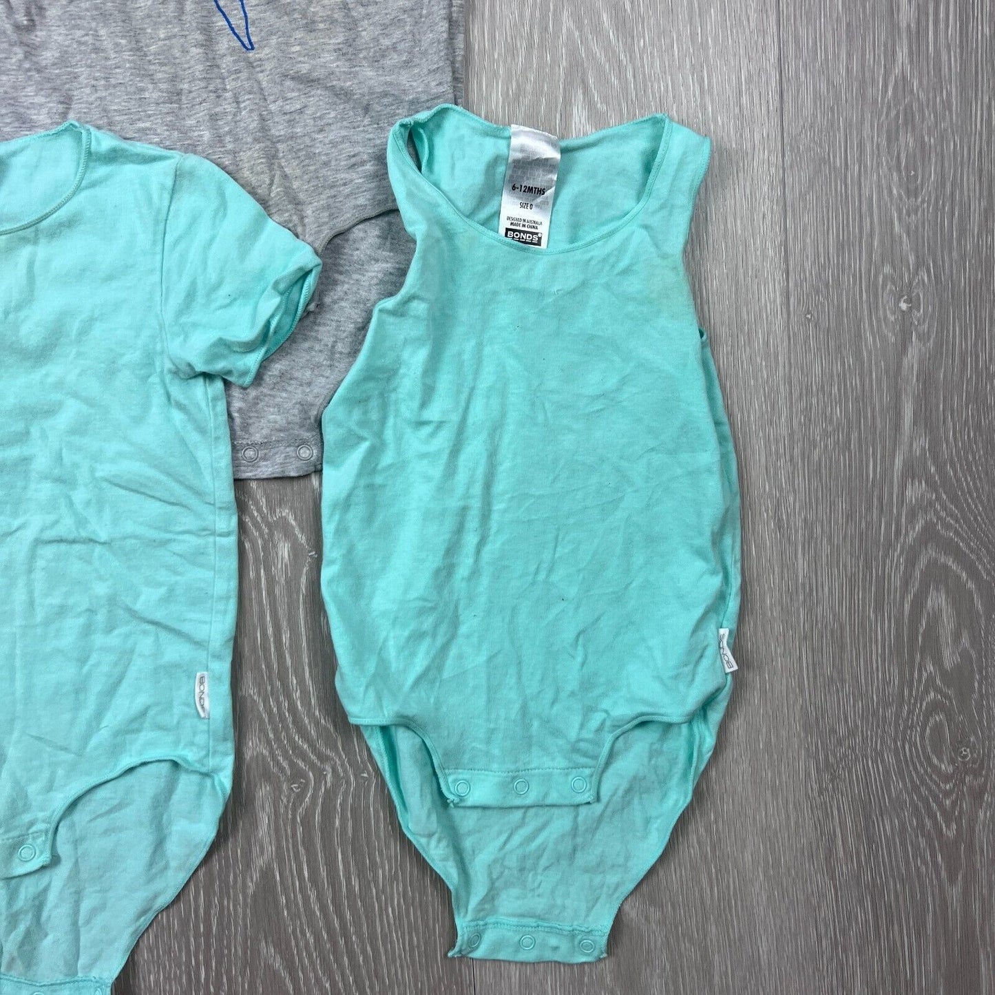 Bonds Babies Top Bundle Size 6-12 Months (Size 0) - 4 Pieces