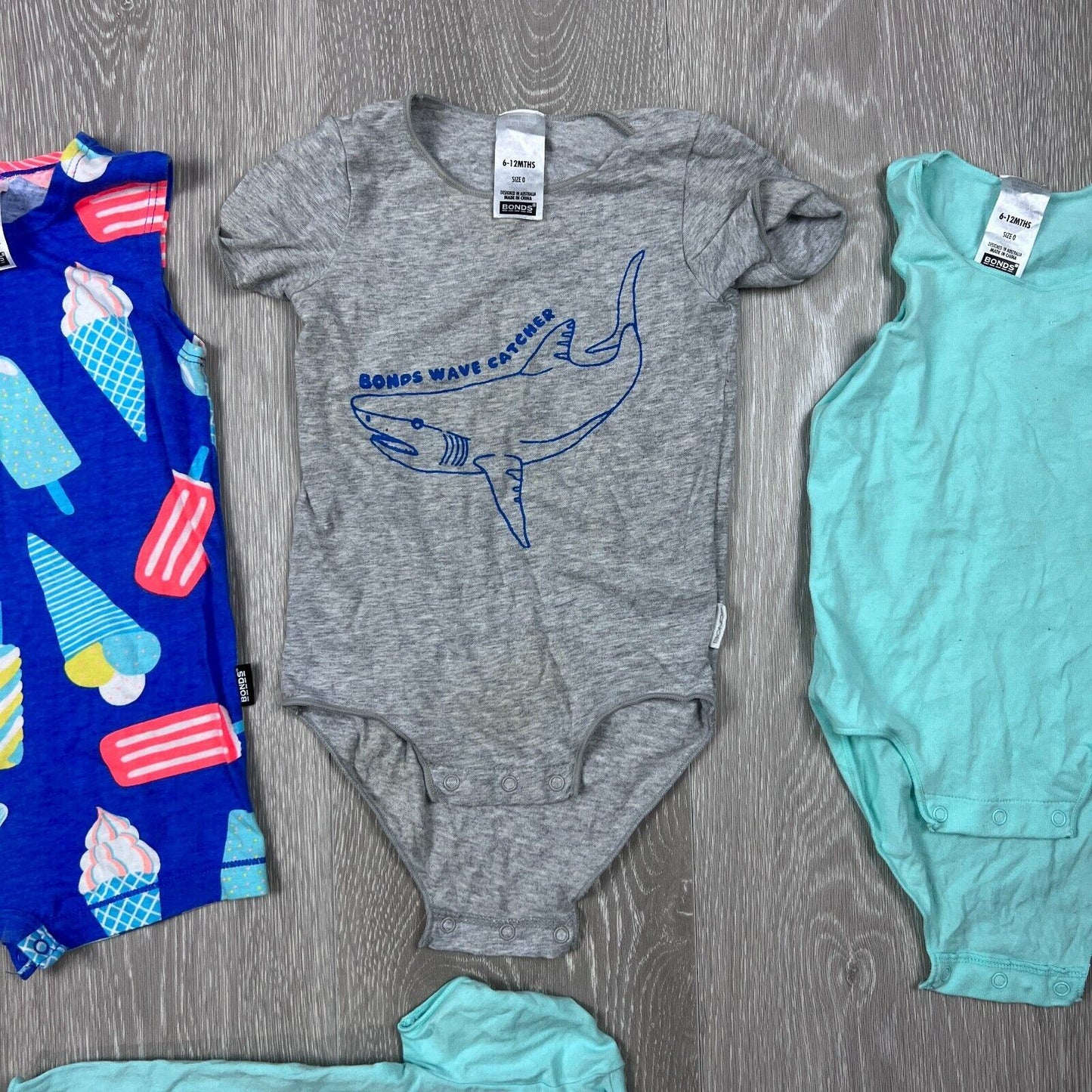 Bonds Babies Top Bundle Size 6-12 Months (Size 0) - 4 Pieces