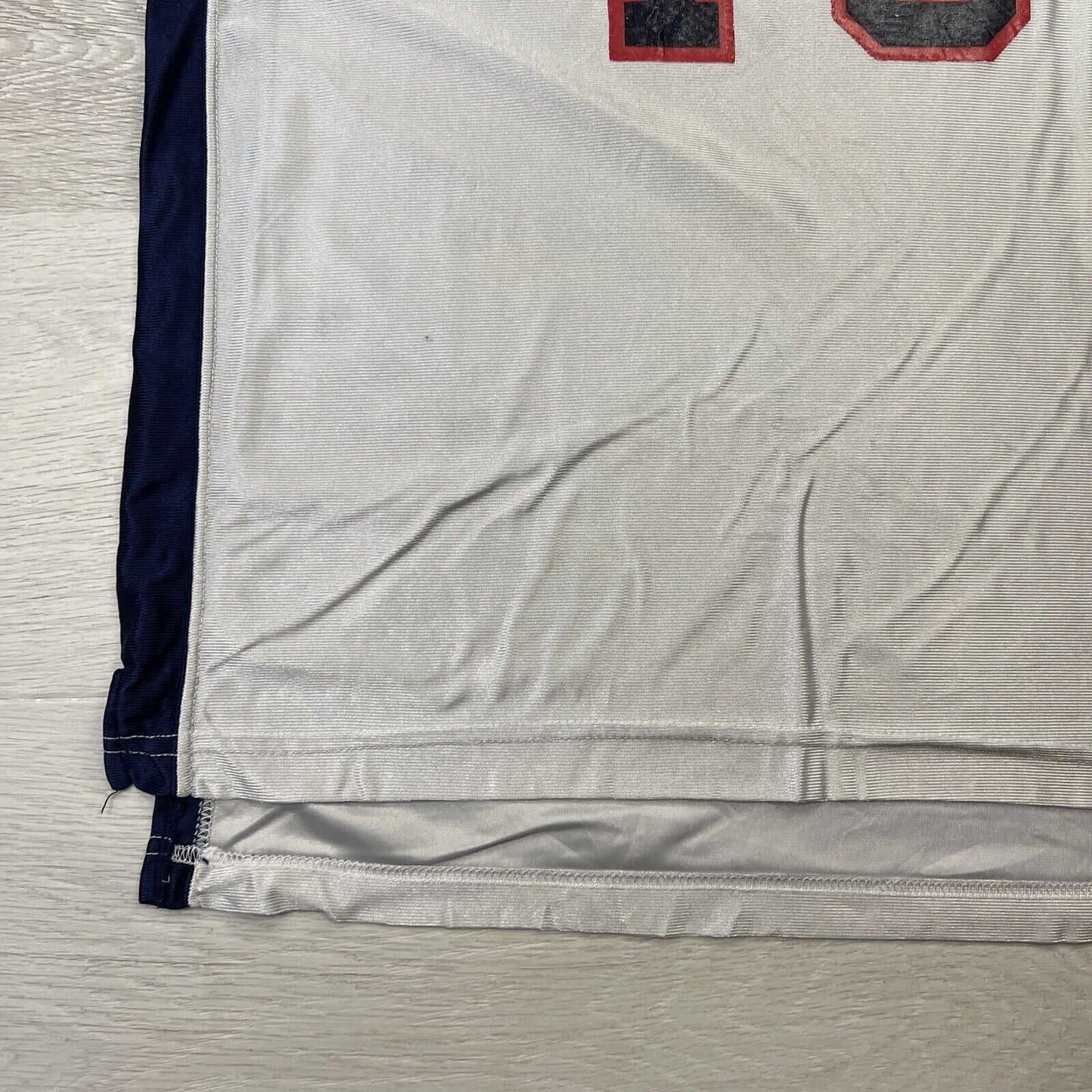 Vintage Team Line Made in Canada 'Mustangs' #10 Basketball Jersey Size Lager