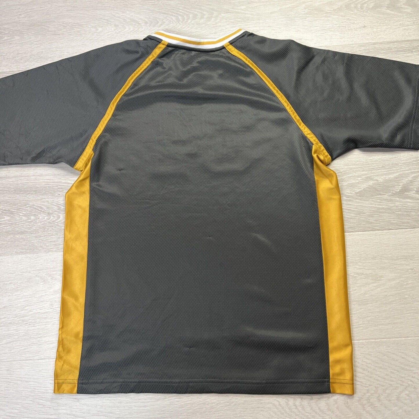 Canyon River Sport Mens Sport Shirt Size XL (Measures smaller)