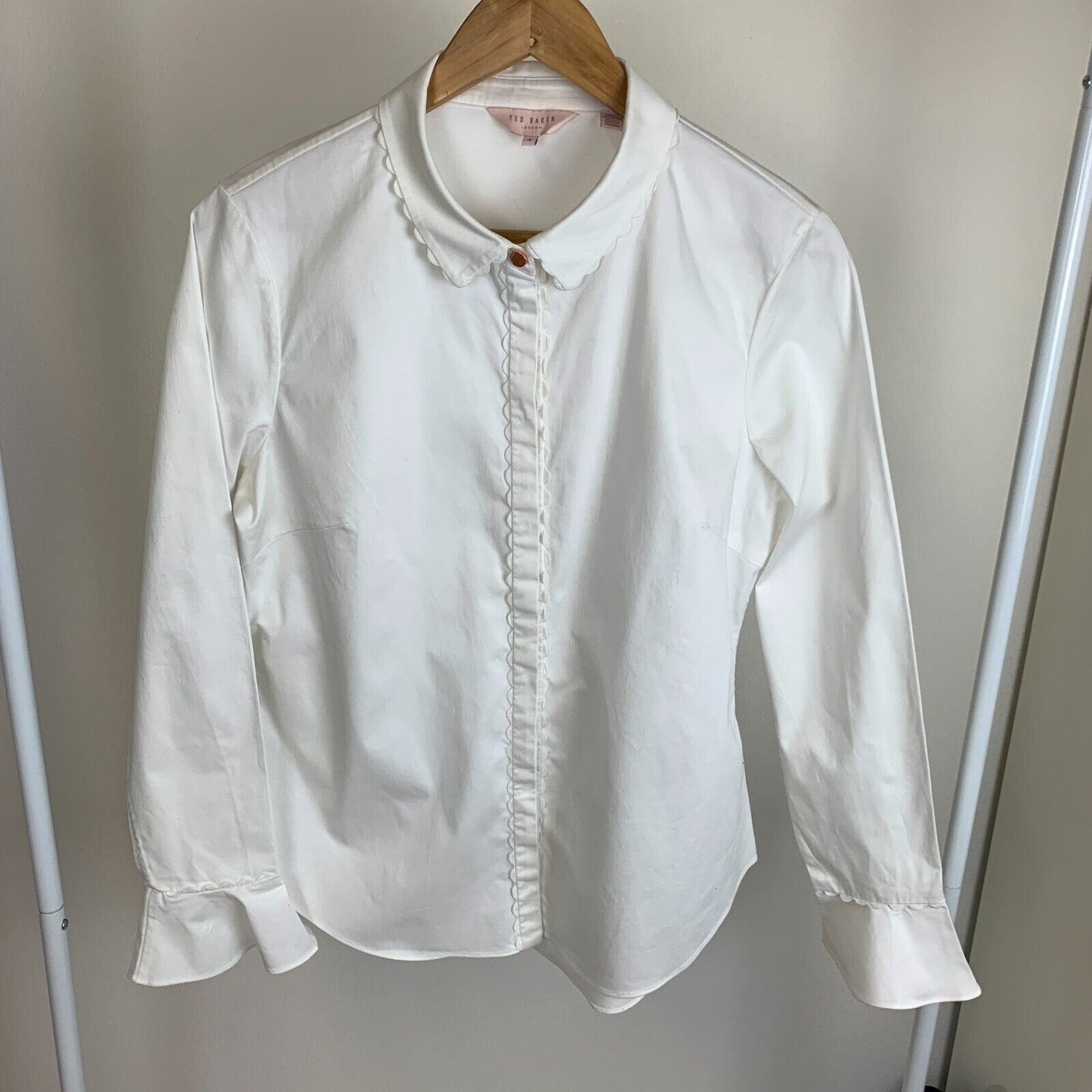 Ted Baker Womens White Long Sleeve Button Up Shirt Size 4