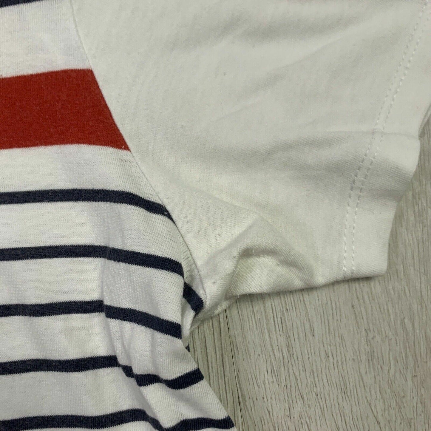 Ben Sherman Mens White Stripped T-Shirt Size Large