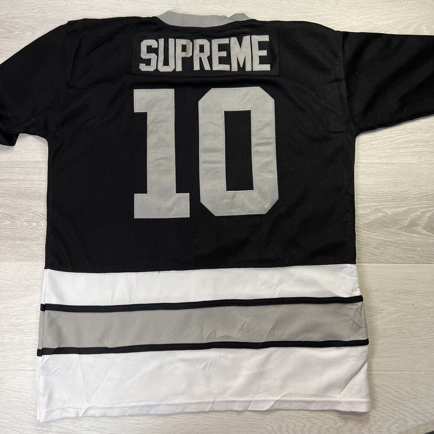 CCM Vintage Hockey Supreme Mens Ice Hockey Jersey Size 48 / Medium
