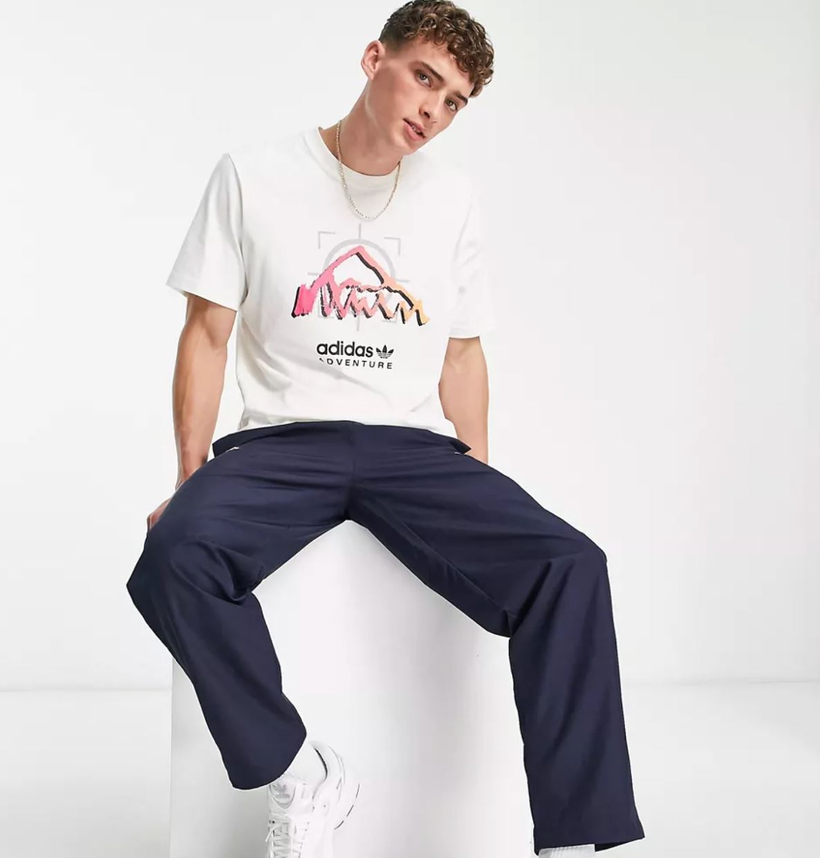 adidas Originals Adventure Mens Off-White T-Shirt Size Large (New)