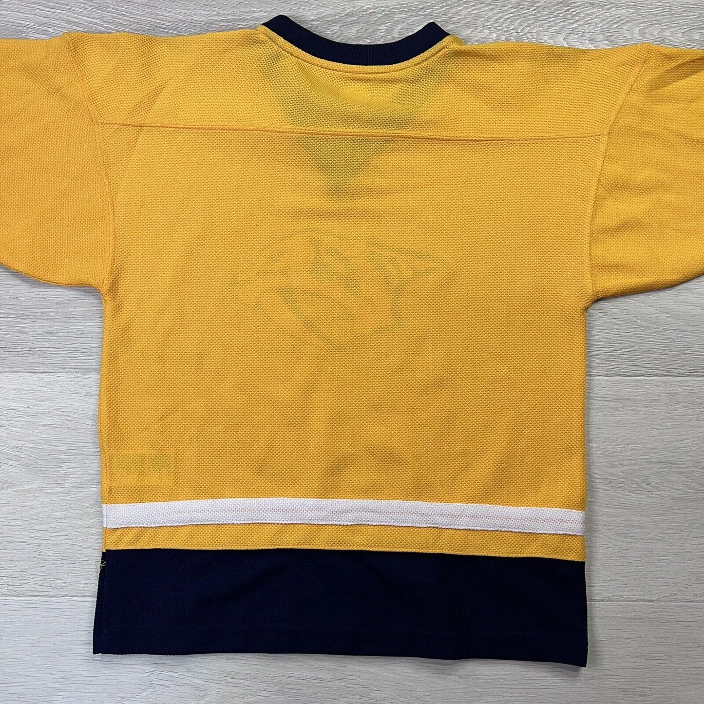 NHL Nashville Predators Ice Hockey Jersey Kids Size 8-10 Years