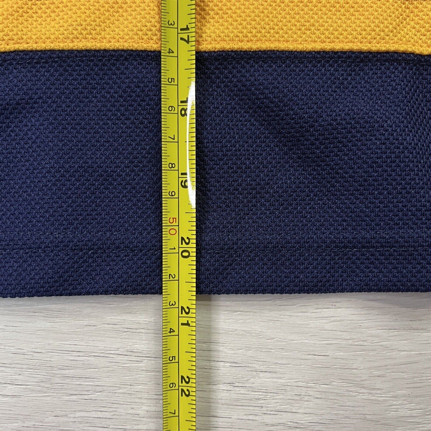 NHL Nashville Predators Ice Hockey Jersey Kids Size 8-10 Years