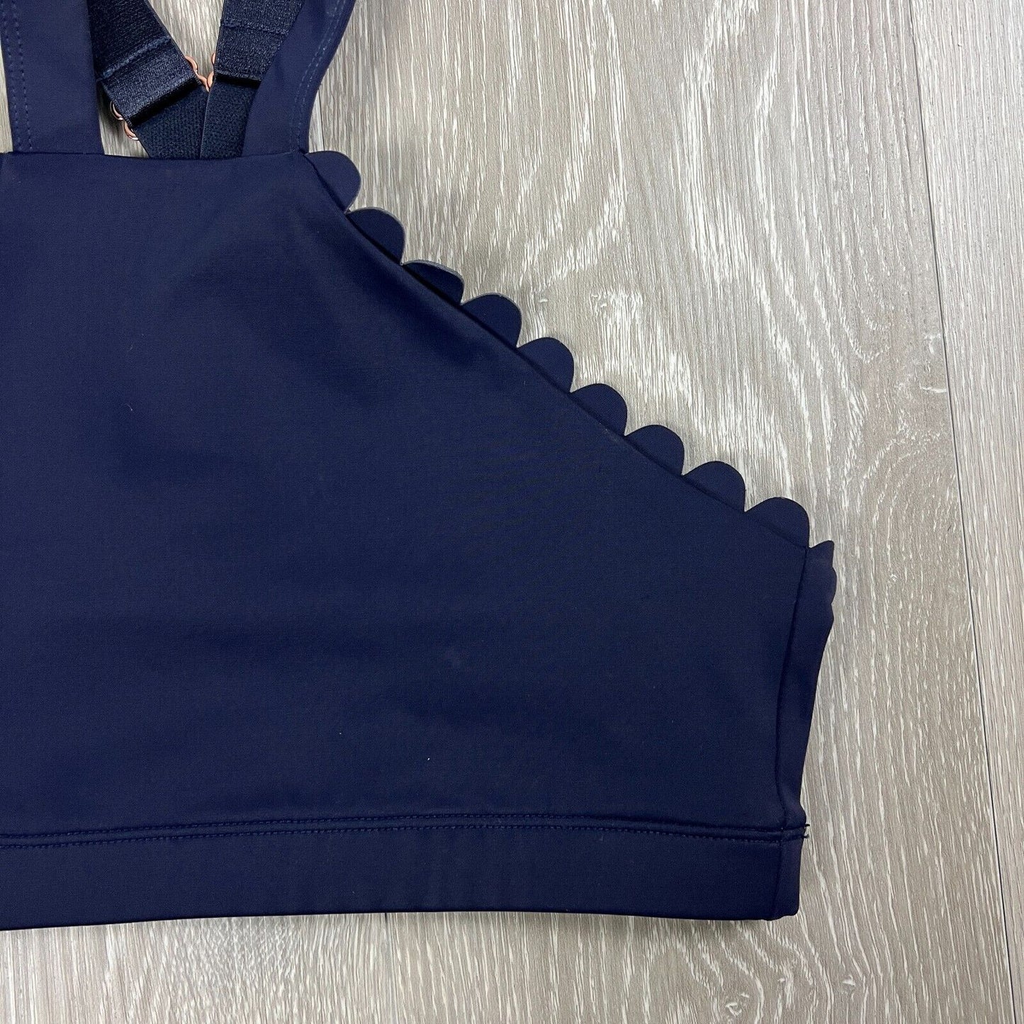 'L'URV' Women’s Navy Cross Strap Sports Bra Size Small