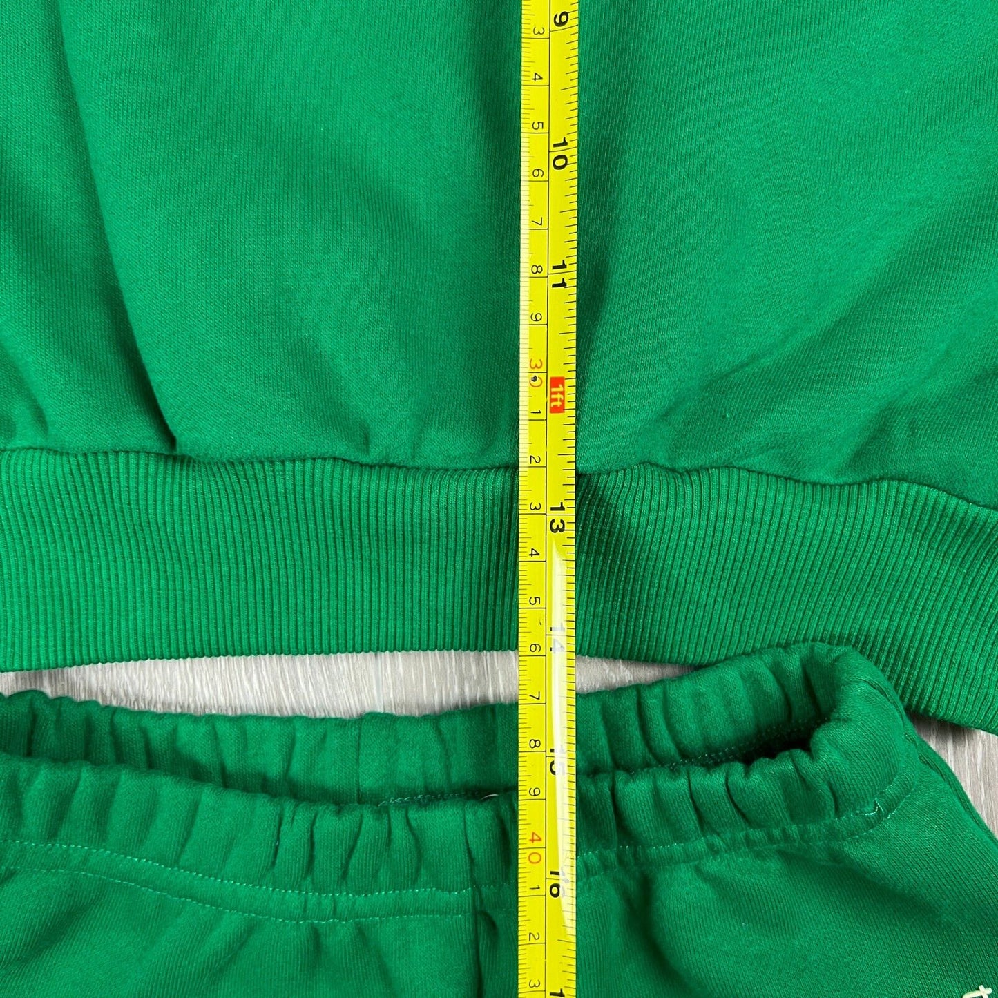 Tiny Trove Kids Green Tracksuit Top & Pants Size 2 Years
