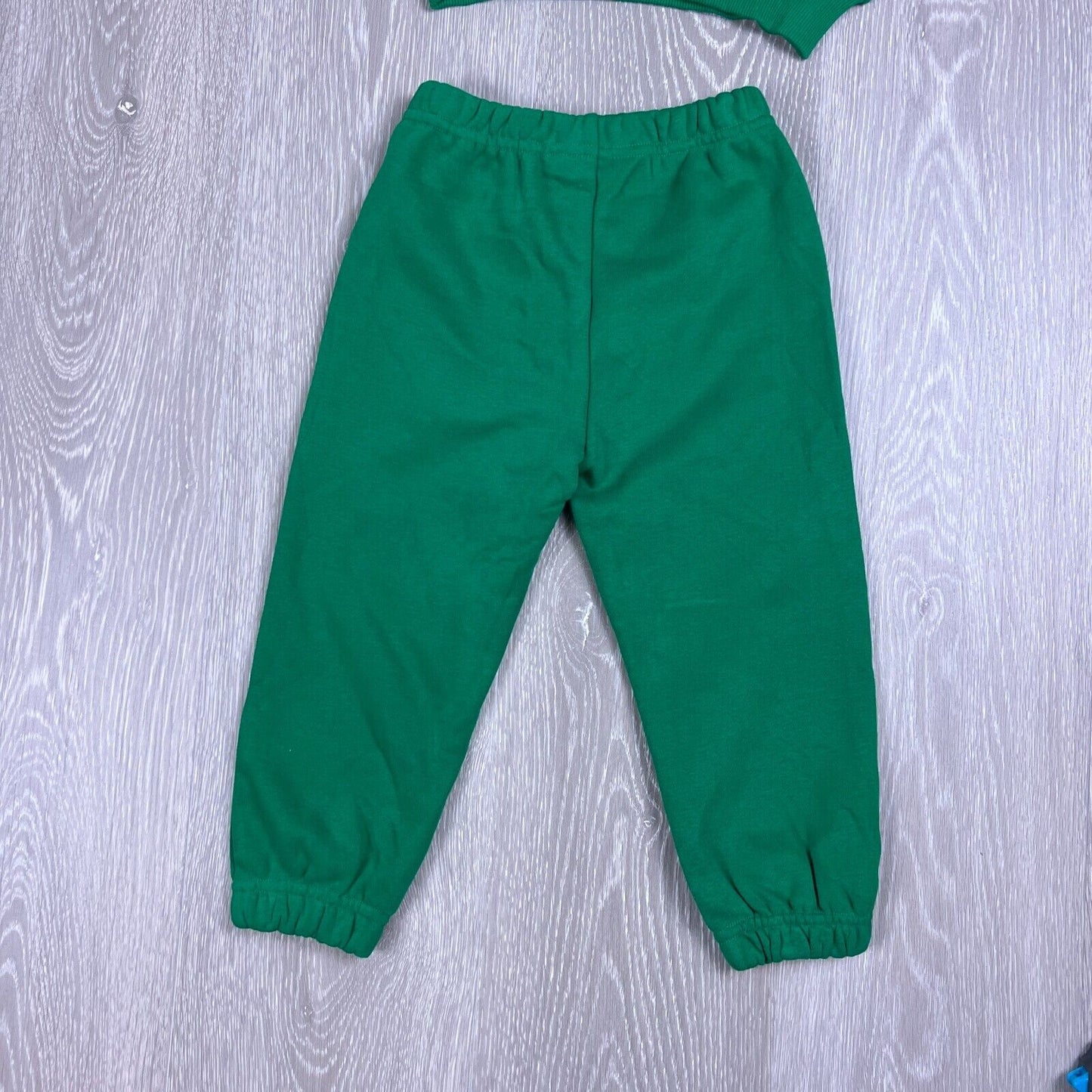 Tiny Trove Kids Green Tracksuit Top & Pants Size 2 Years