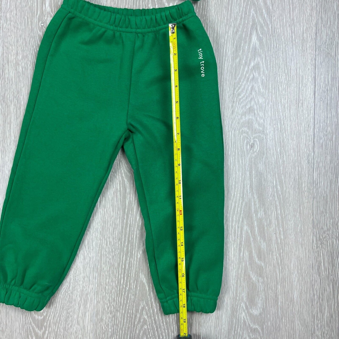 Tiny Trove Kids Green Tracksuit Top & Pants Size 2 Years