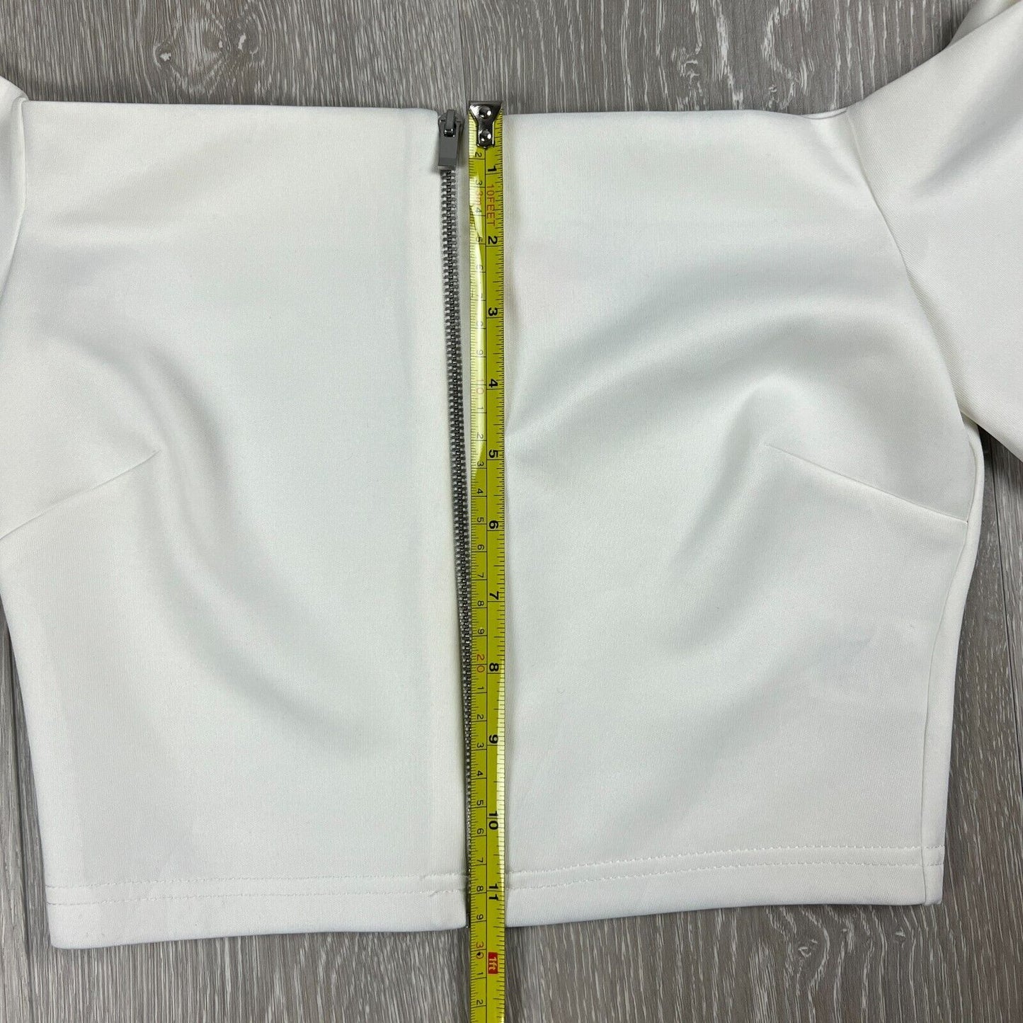 AKIN Ginger & Smart Womens White Top Size 6