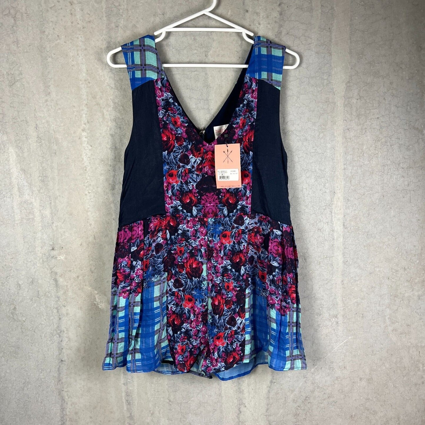 Three Of Something Womens Highlands Jumpsuit Size 8 (New)