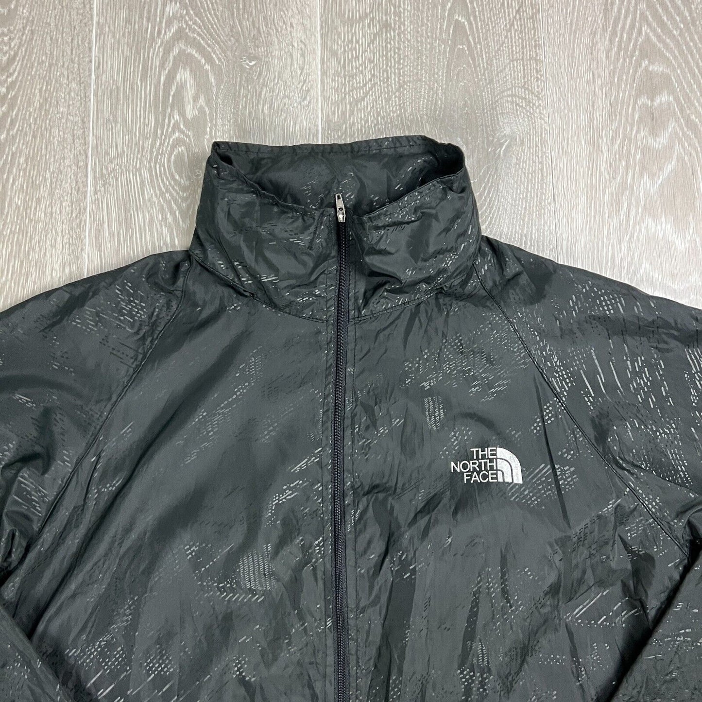 The North Face Womens Black Waterproof Windbreaker Size Large