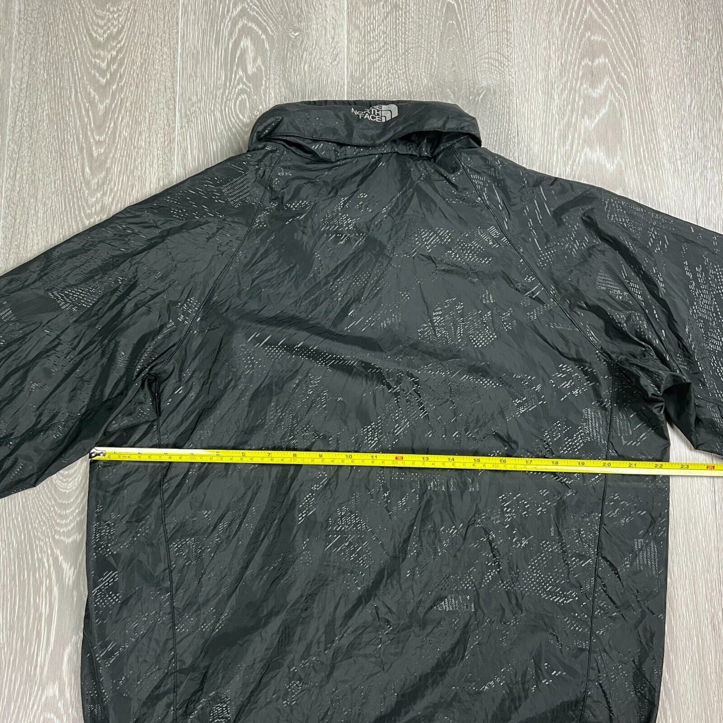 The North Face Womens Black Waterproof Windbreaker Size Large