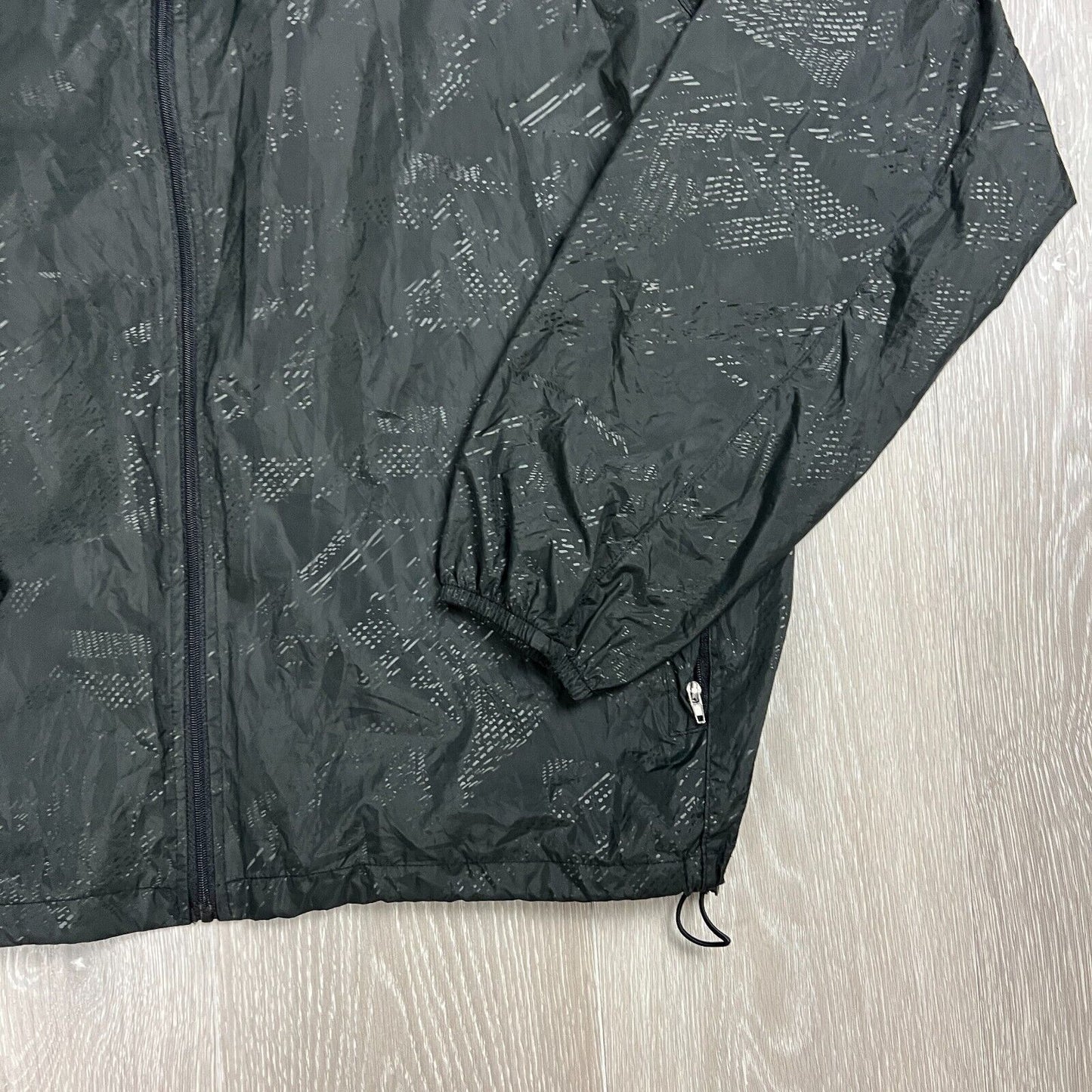 The North Face Womens Black Waterproof Windbreaker Size Large