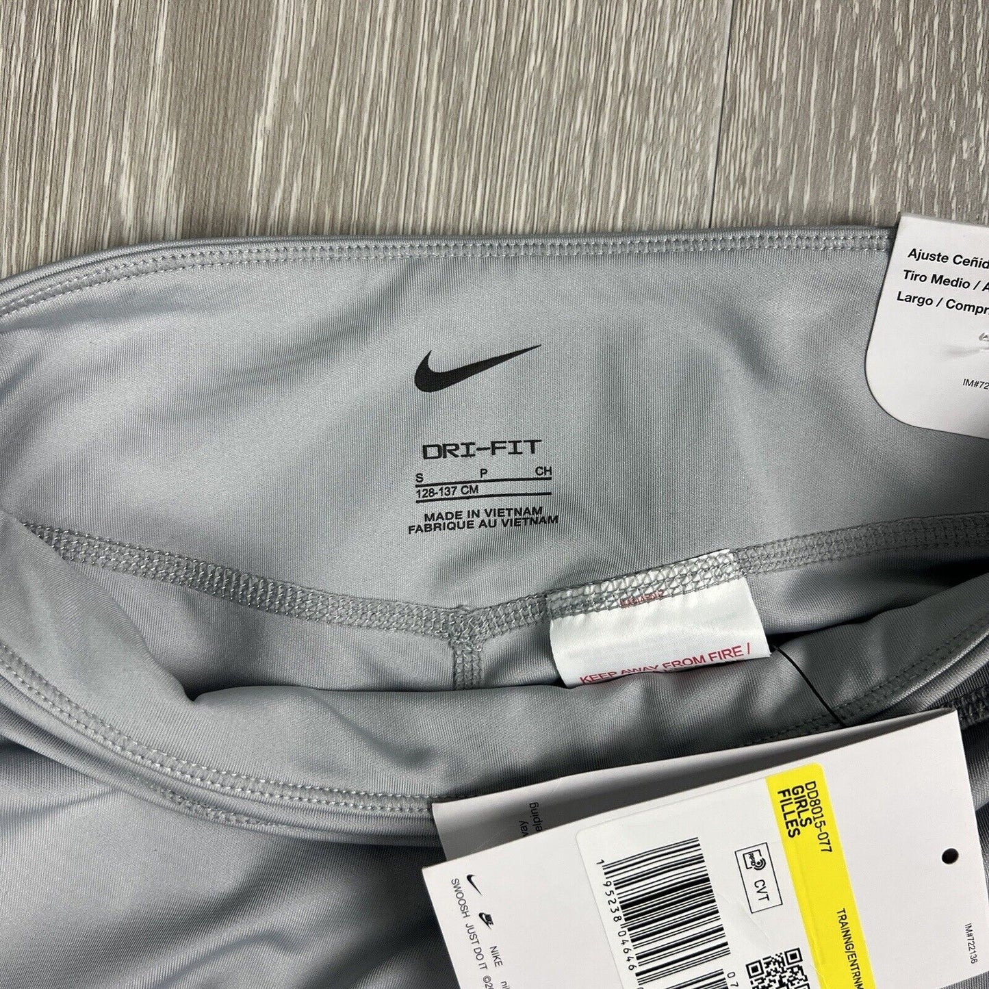 Nike Womens Grey Activewear Tight Fit Full Length Leggings Size Small (New)
