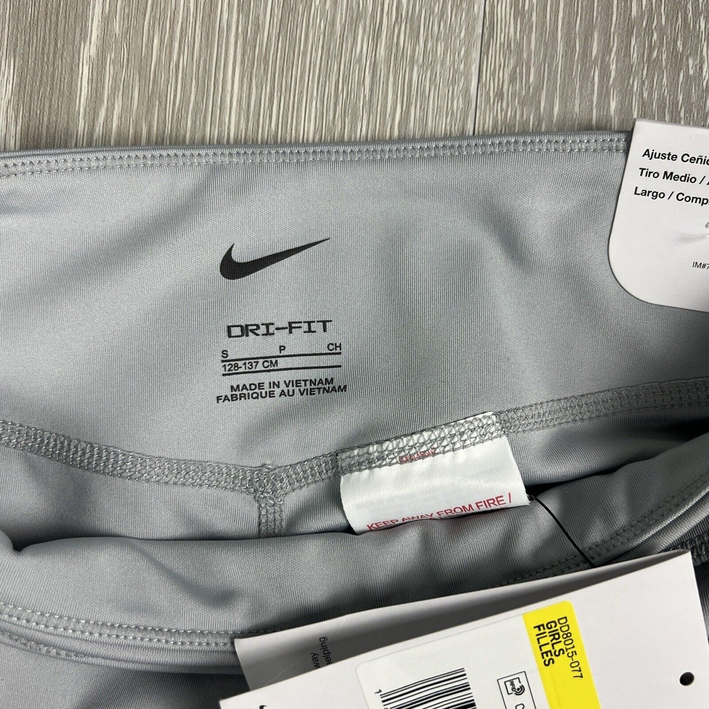 Nike Womens Grey Activewear Tight Fit Full Length Leggings Size Small (New)
