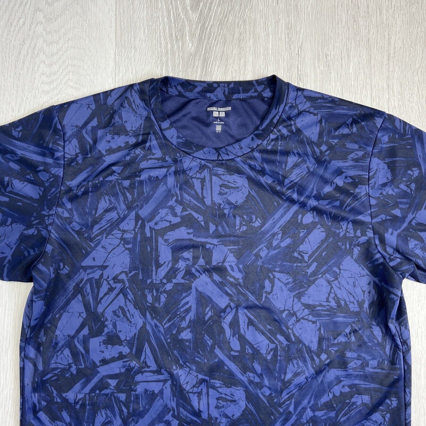 UNIQLO X MEGURU YAMAGUCHI Mens Size L Blu Allover Print Short Sleeve T-shirt Tee