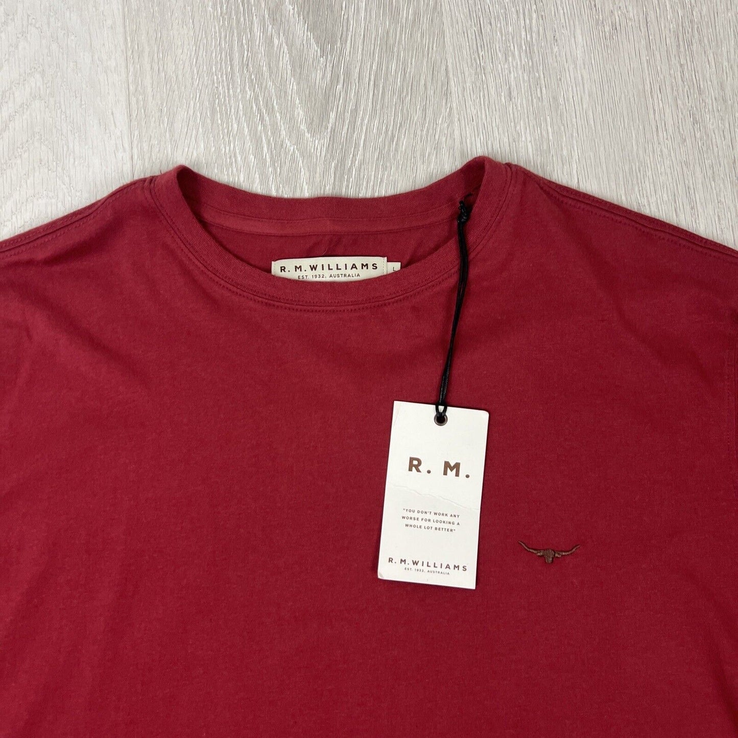 R.M. Williams Mens Red Short Sleeve T-Shirt Size Large (New)