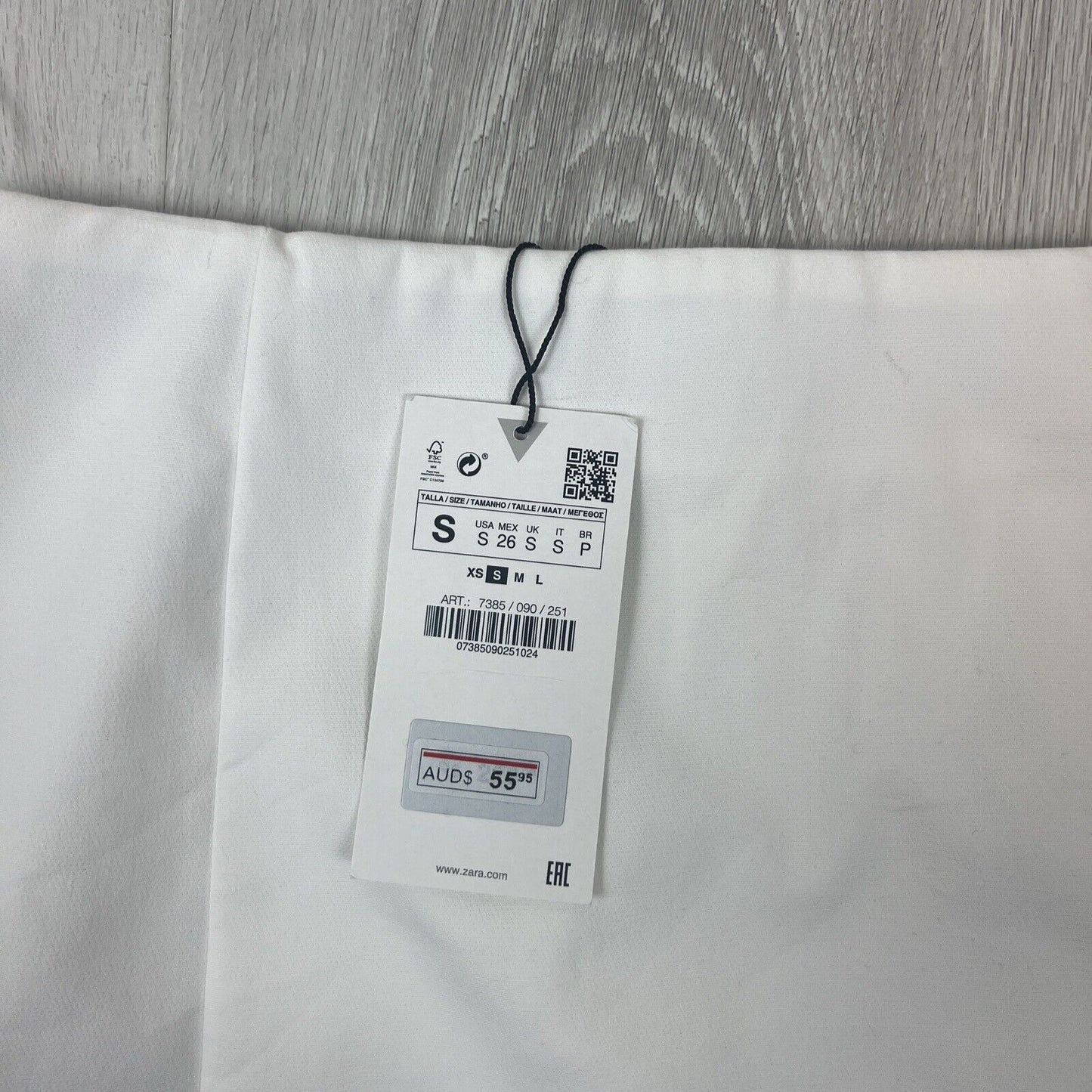 Zara Womens White Mini Skirt Size Small (New)