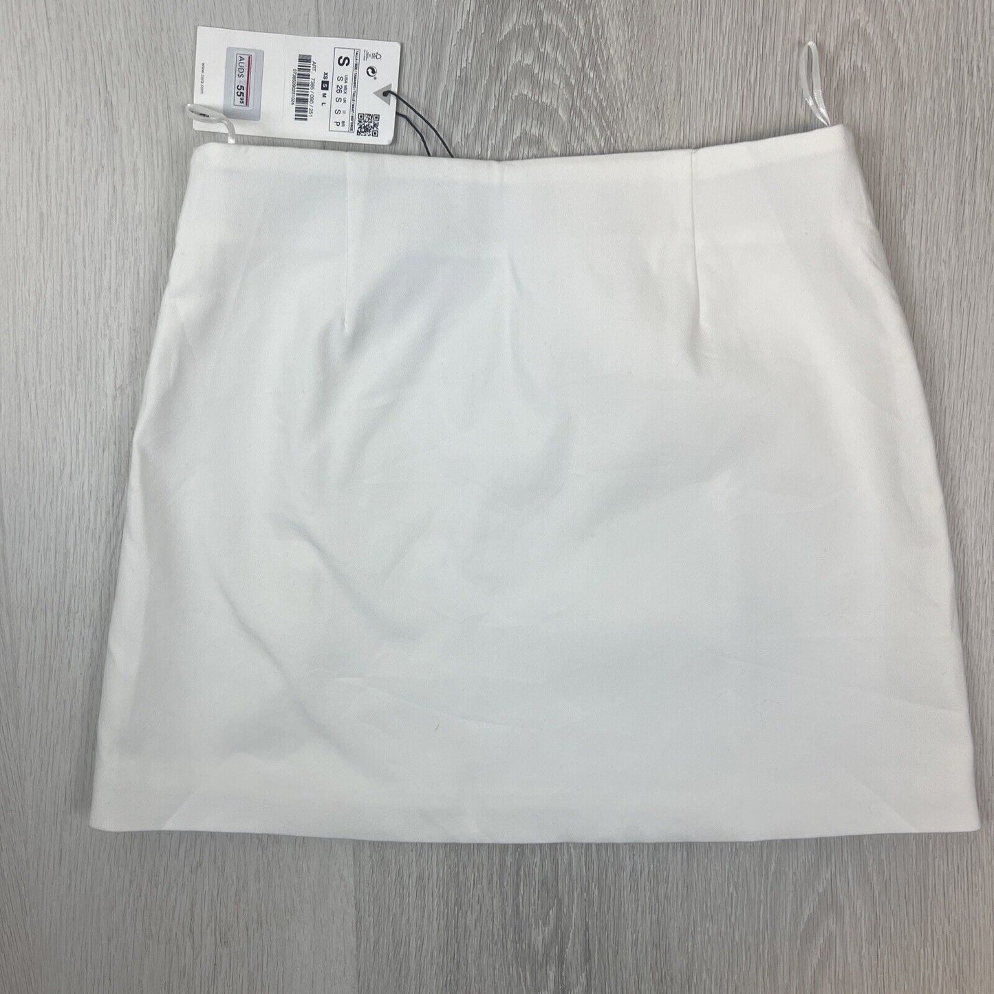 Zara Womens White Mini Skirt Size Small (New)