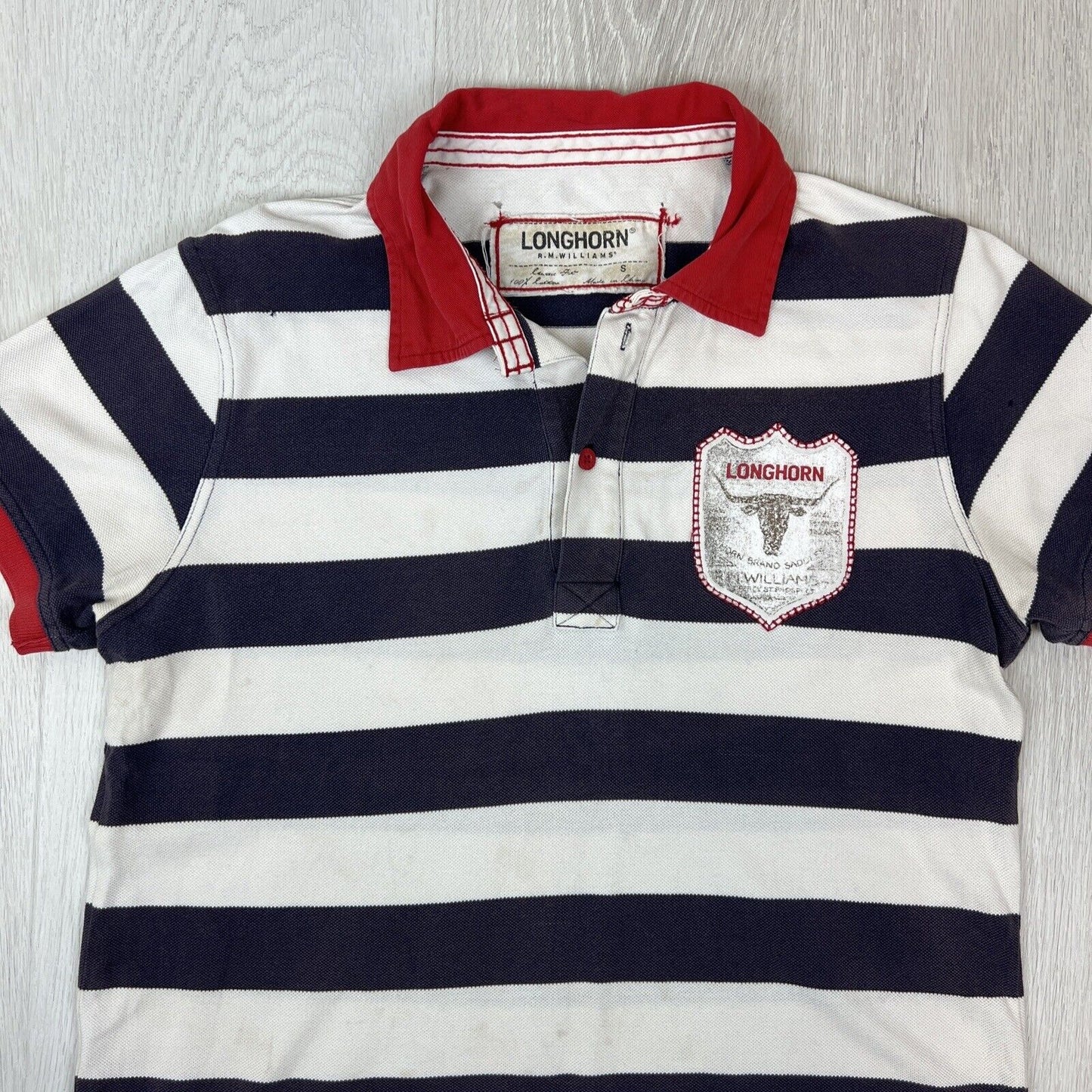 R.M. Williams Longhorn Mens Polo Shirt Size Small (Damaged/Marked)