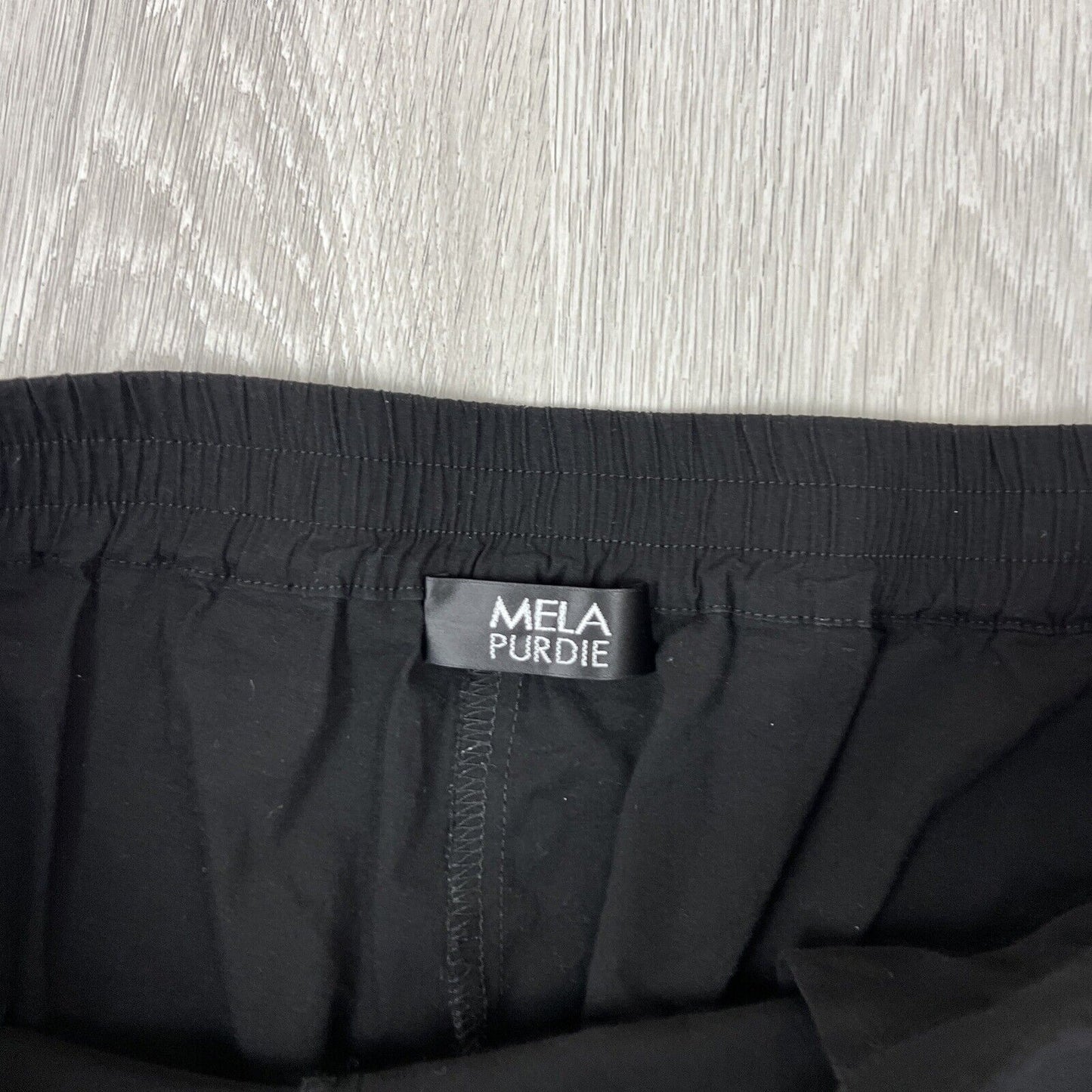 Mela Purdie Womens Black Lightweight Shorts Size 2XL / 18 AU