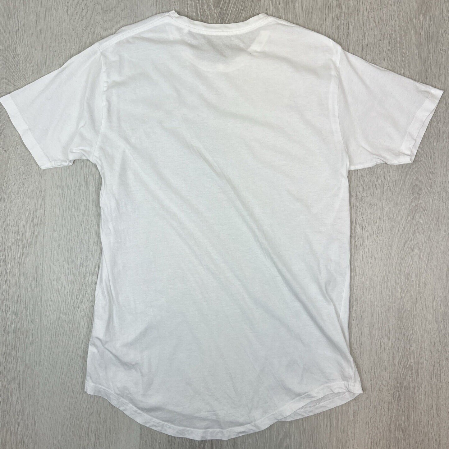 Silent Theory Mens White T-shirt Size Medium