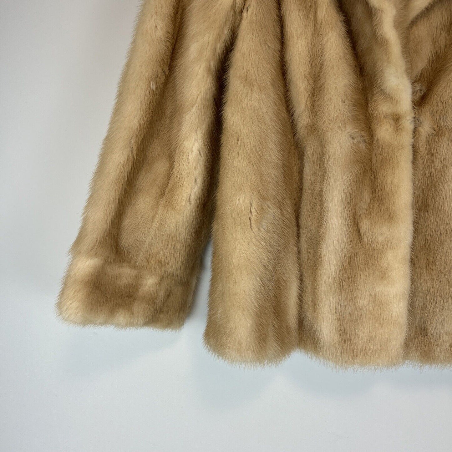 Amazing Womens Vintage Blonde Fur Coat by J.Cole Furs Sydney