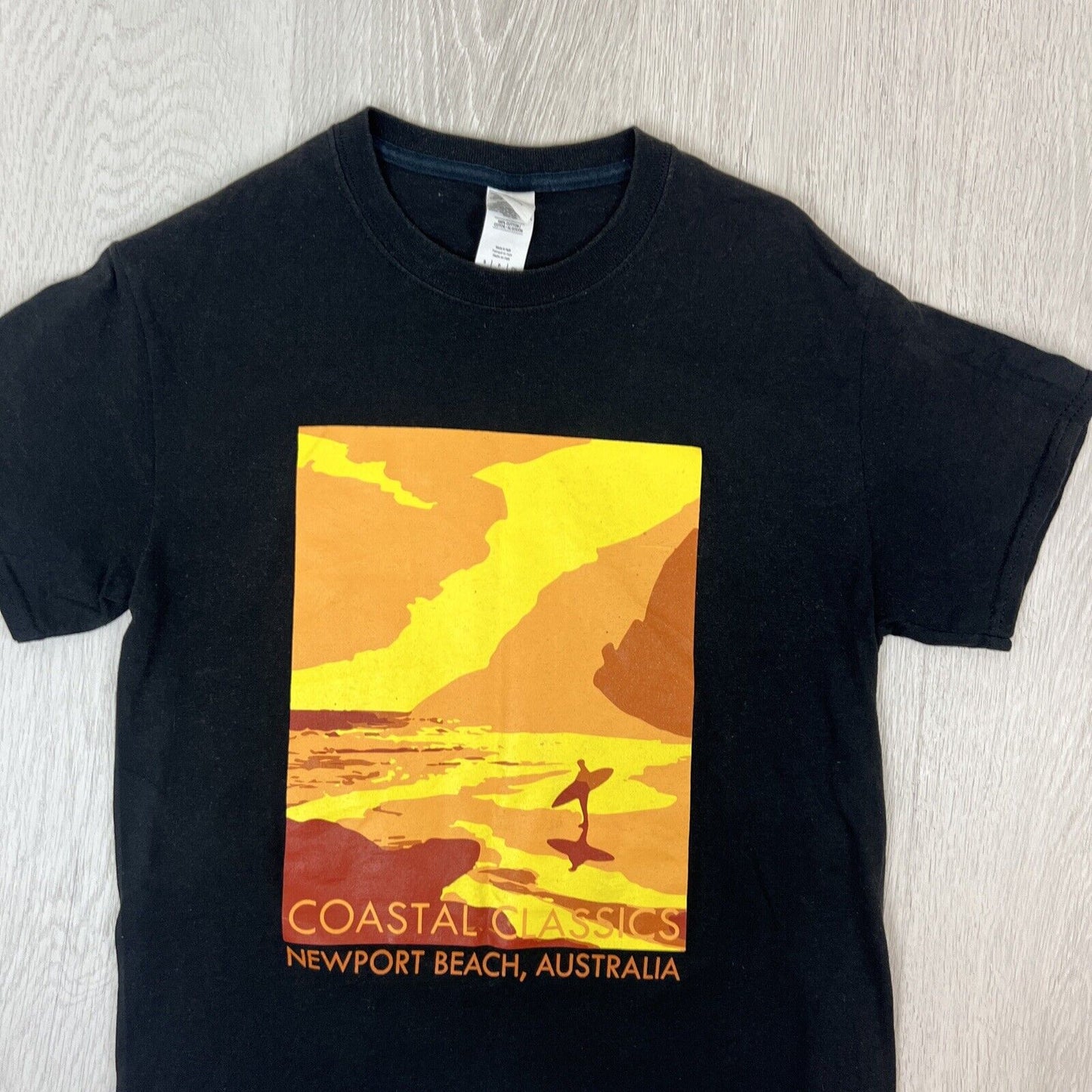 Coastal Classics, Newport Beach Australia Mens Black T-shirt Size Small