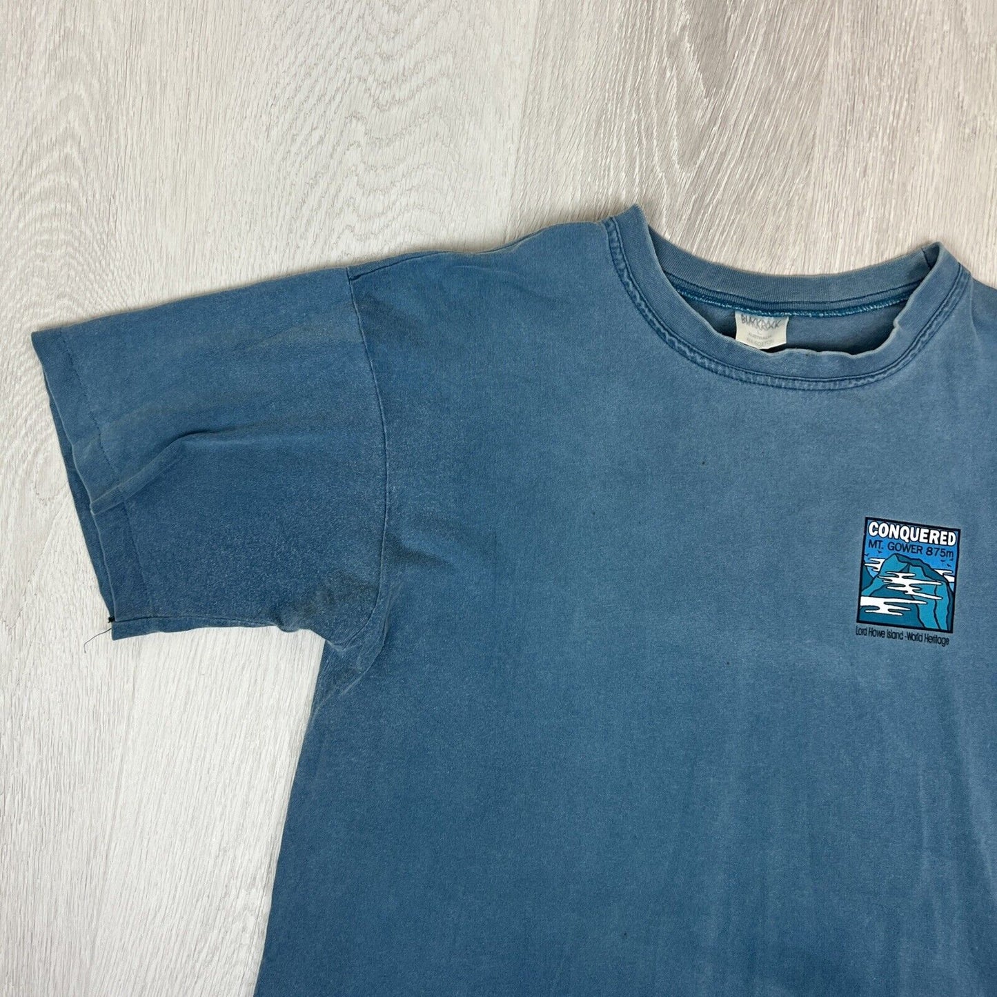 Conquered Mt Gower Lorde Howe Island Mens Blue T-shirt Size Large