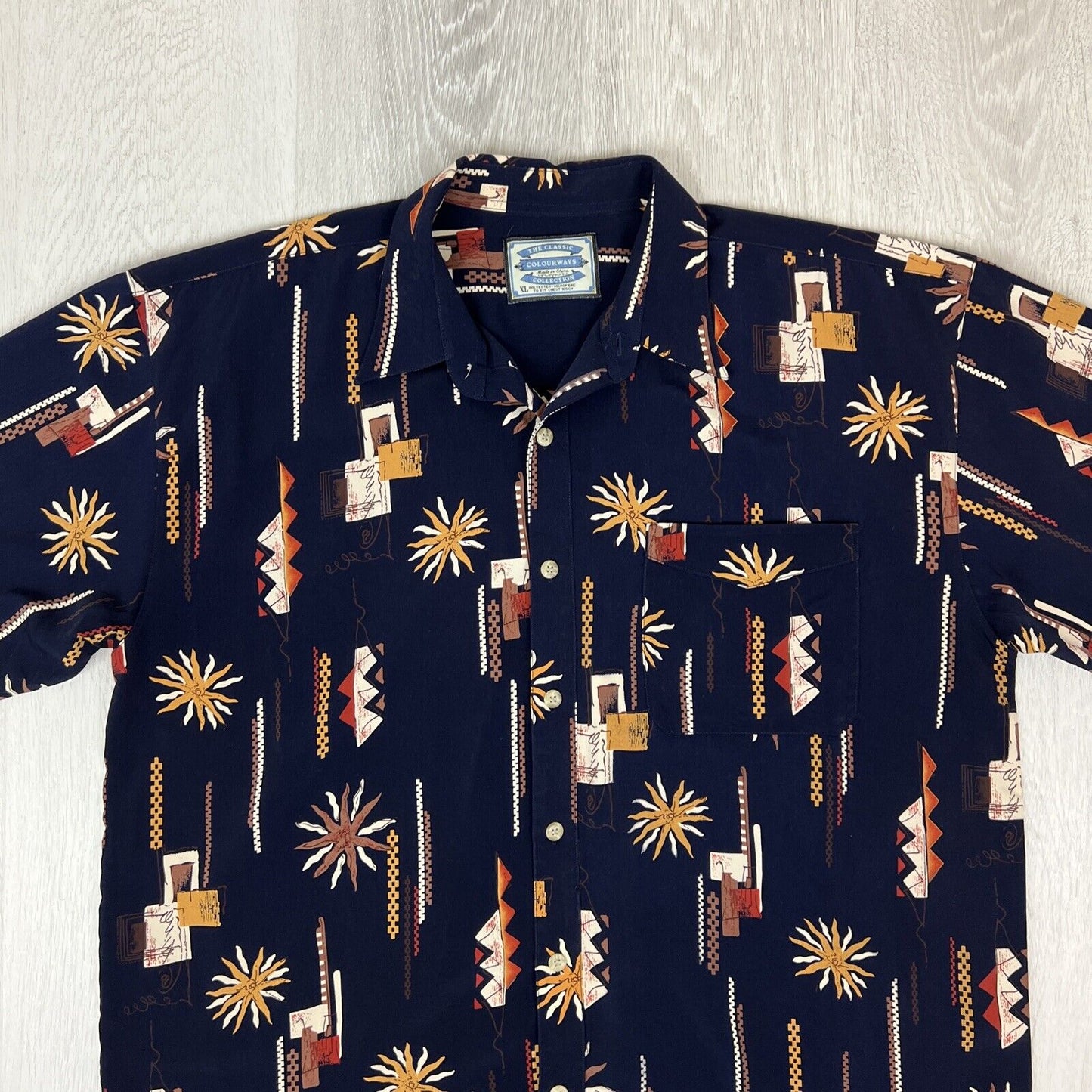 The Classic Colourways Australia Mens Retro Short Sleeve Button Up Shirt Size XL