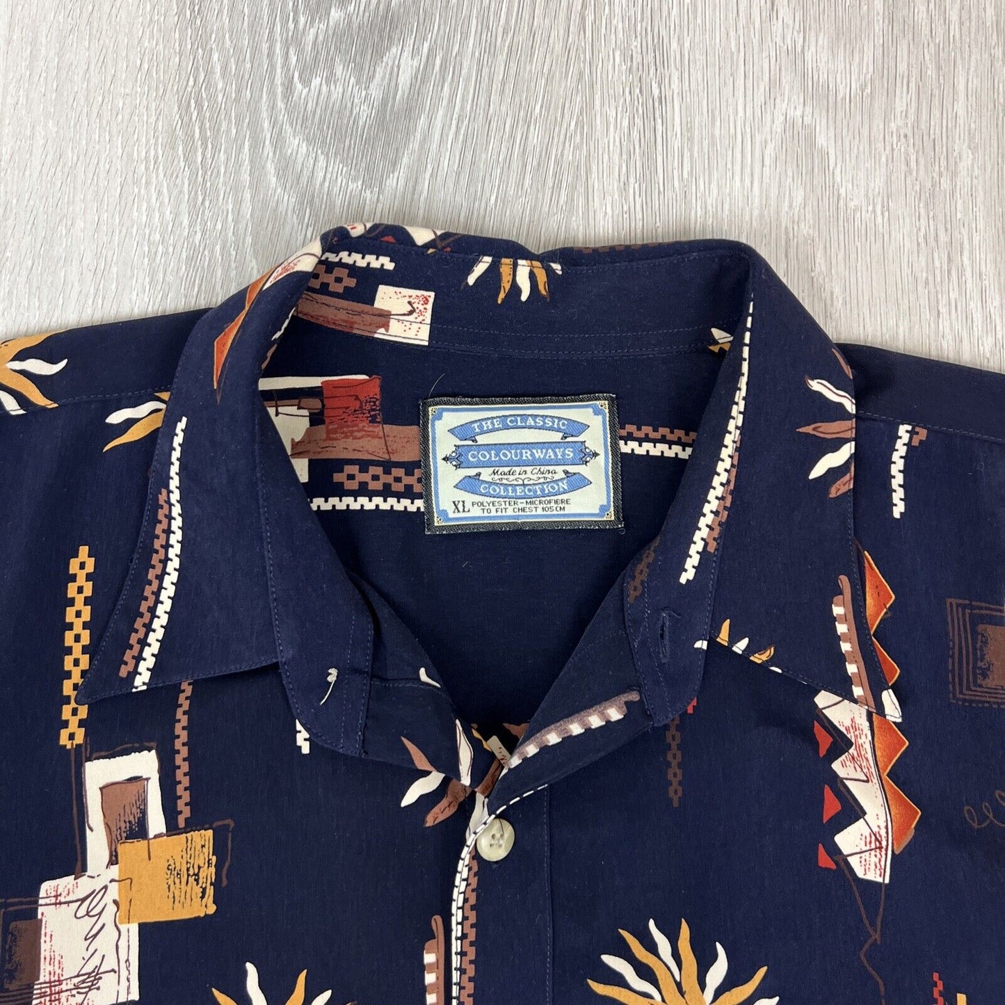 The Classic Colourways Australia Mens Retro Short Sleeve Button Up Shirt Size XL