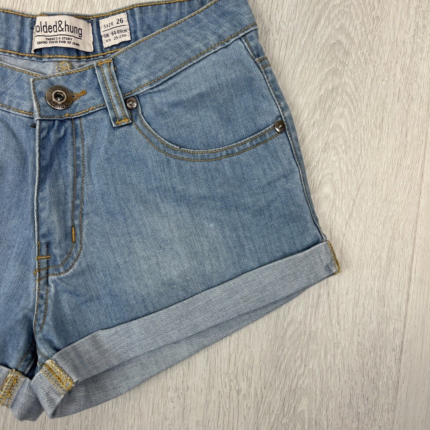 Folded & Hung Womens Medium Wash Denim Shorts Size 26