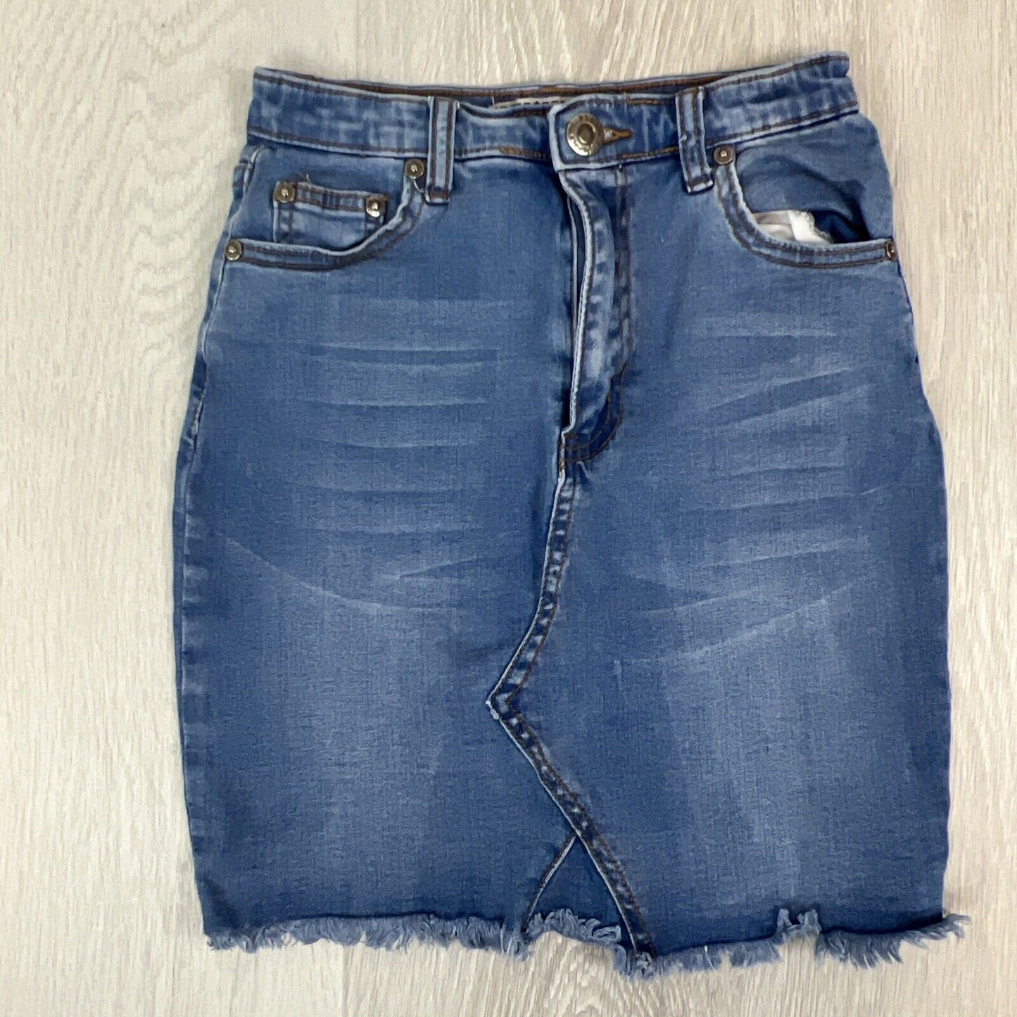 Wakee Denim Womens Denim Skirt & Shorts Bundle Size 6