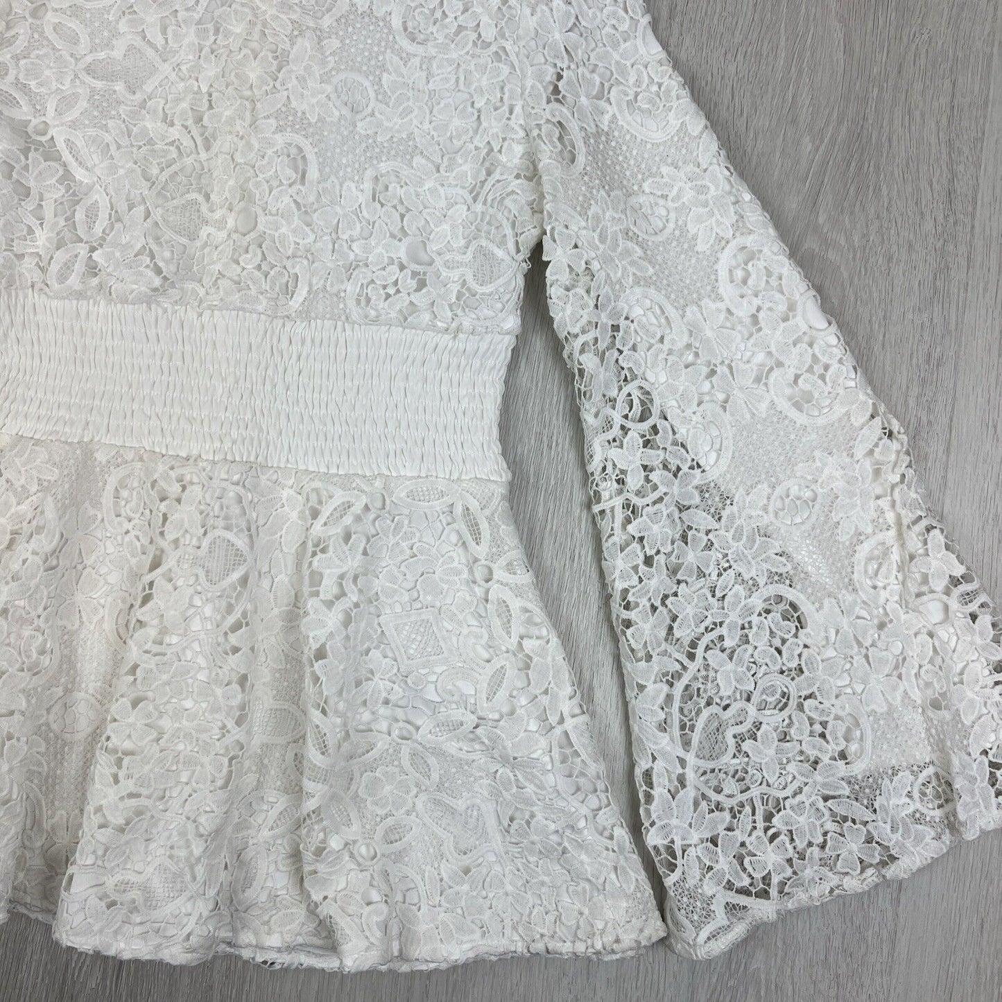 White Soul Womens Whie Lace Mini Dress Long Flared Sleeves Size 6
