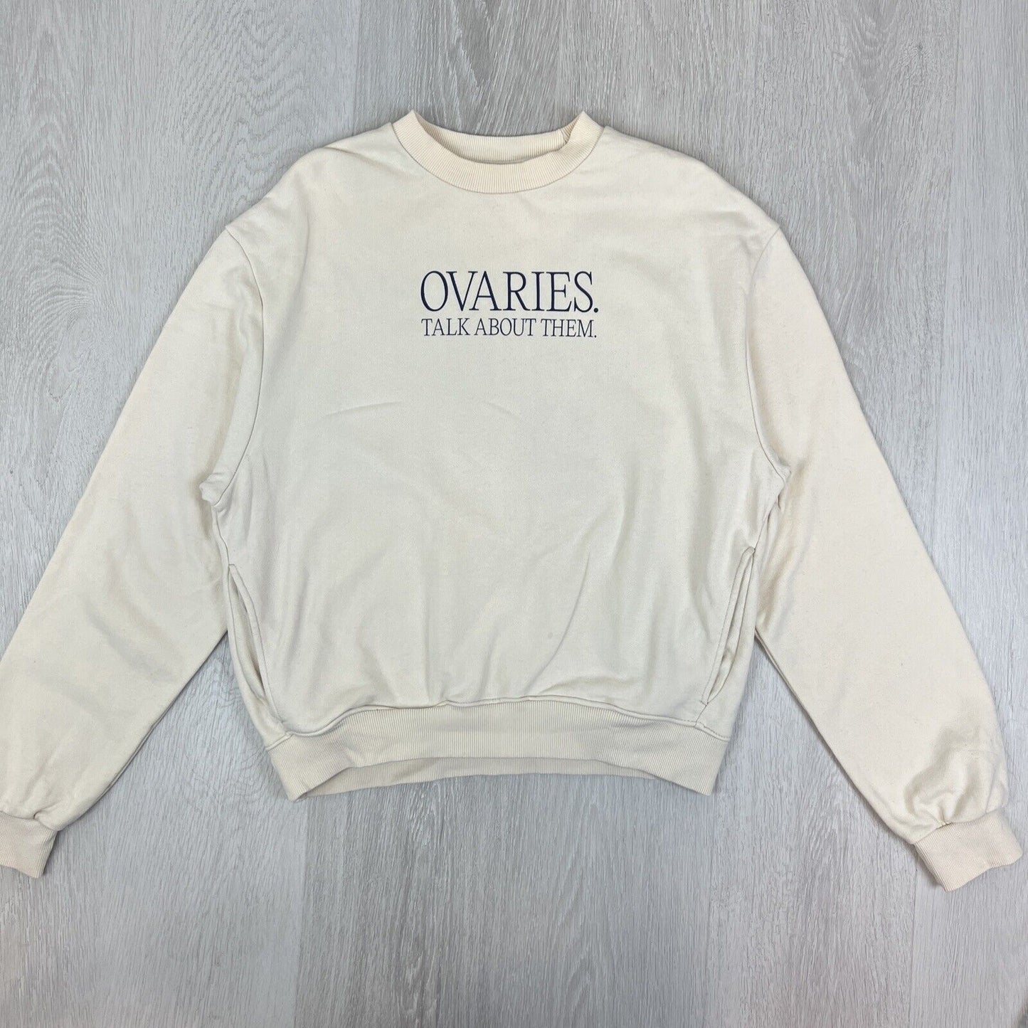 Camilla & Marc Unisex Ovarian Cancer Crew Cream Pullover Jumper Size XS