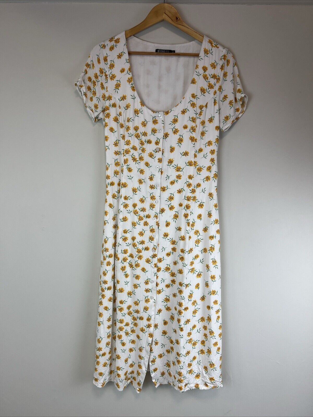 Beyond Her Womens White Floral Pattern Midi Dress Size 10