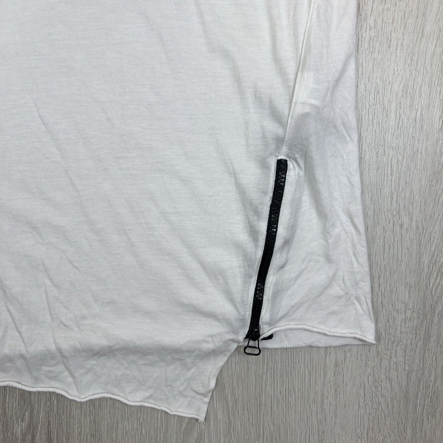 Bershka Mens White T-Shirt Size Medium