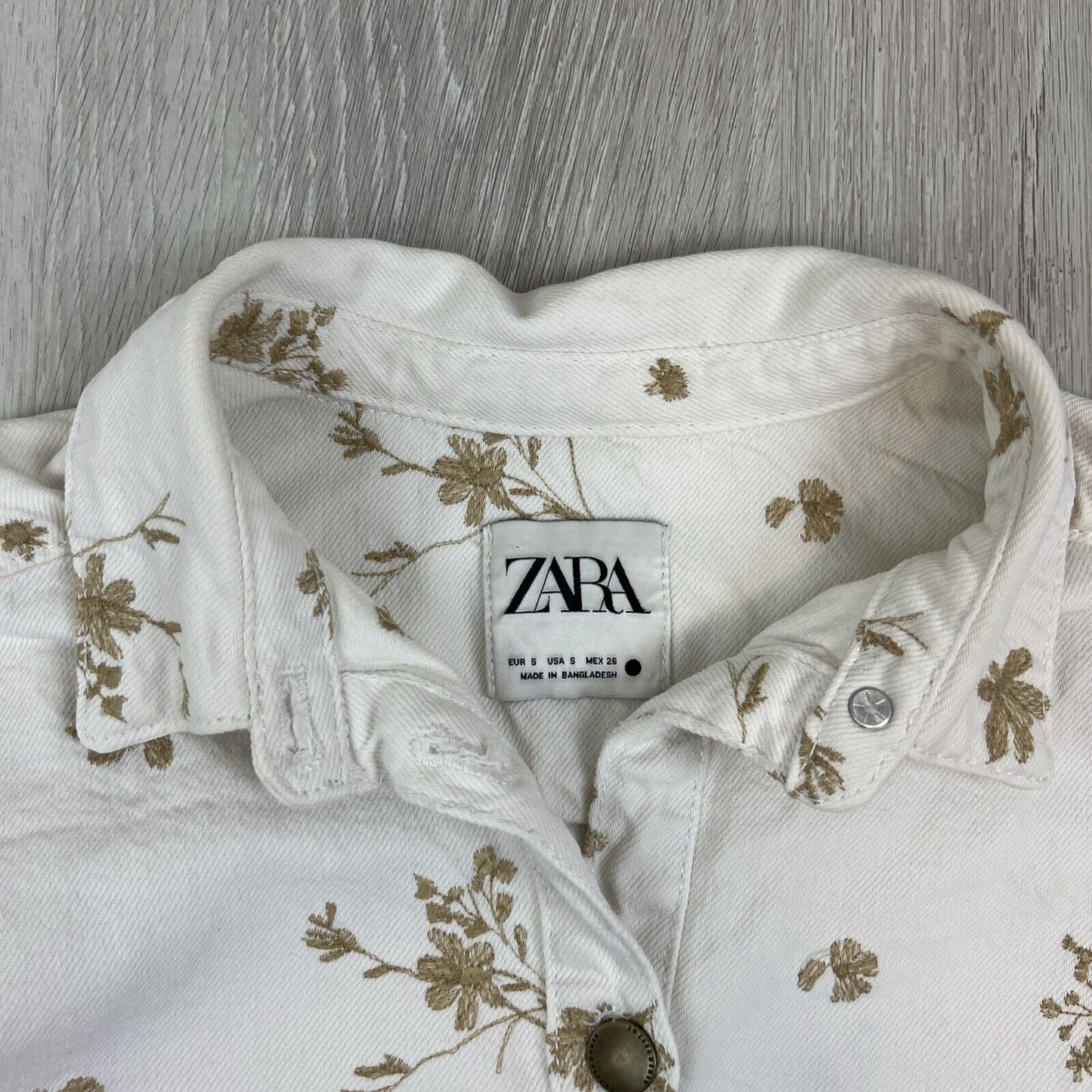 Zara Womens White Denim Oversized Cropped Flower Embrodery Jacket Size Small